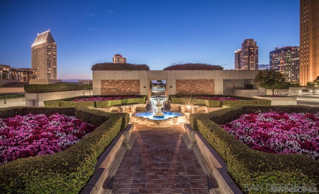 Detail Gallery Image 51 of 64 For 700  Front St  #801/807,  San Diego,  CA 92101 - 4 Beds | 2/1 Baths