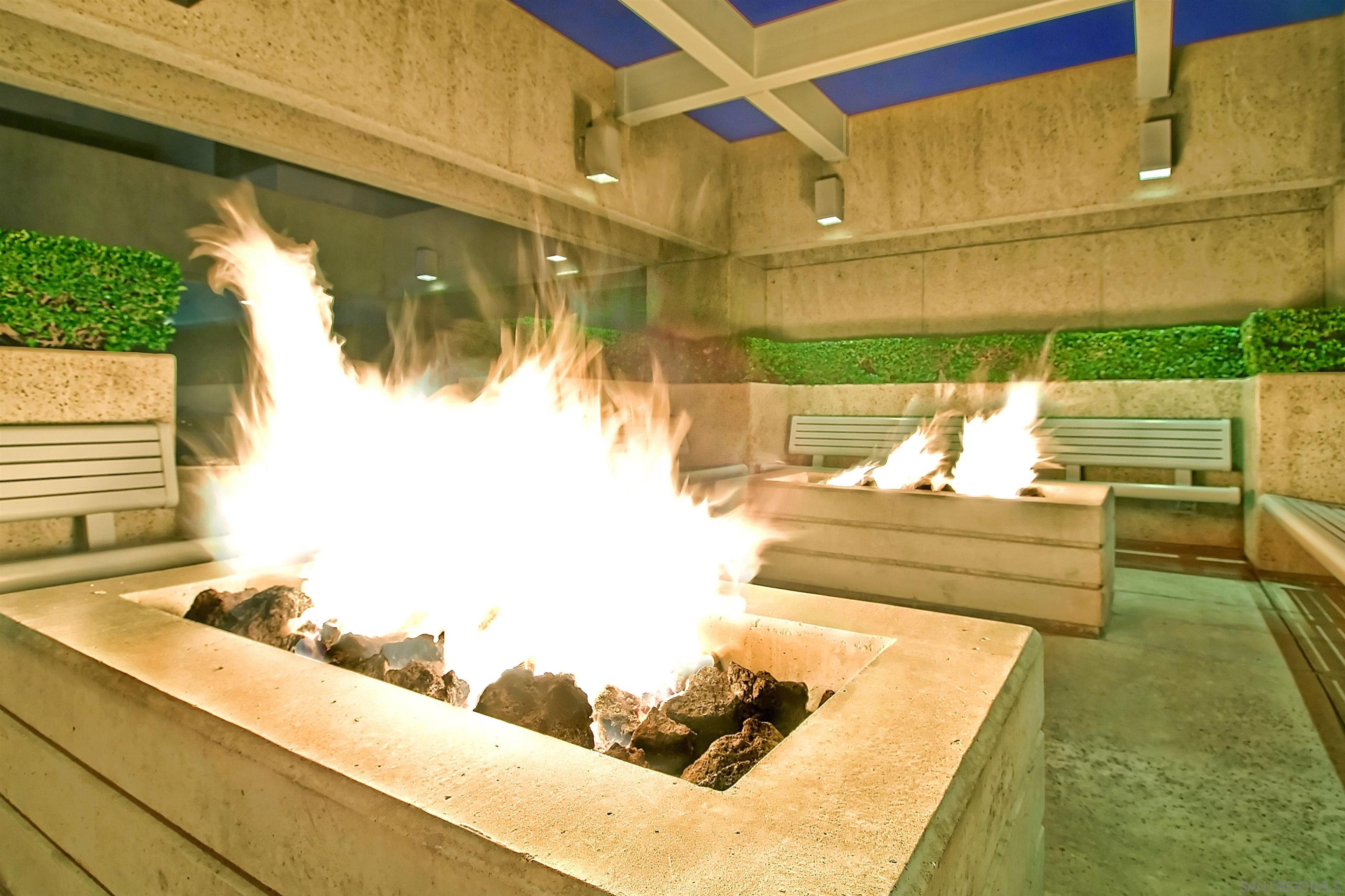 Detail Gallery Image 54 of 64 For 700  Front St  #801/807,  San Diego,  CA 92101 - 4 Beds | 2/1 Baths