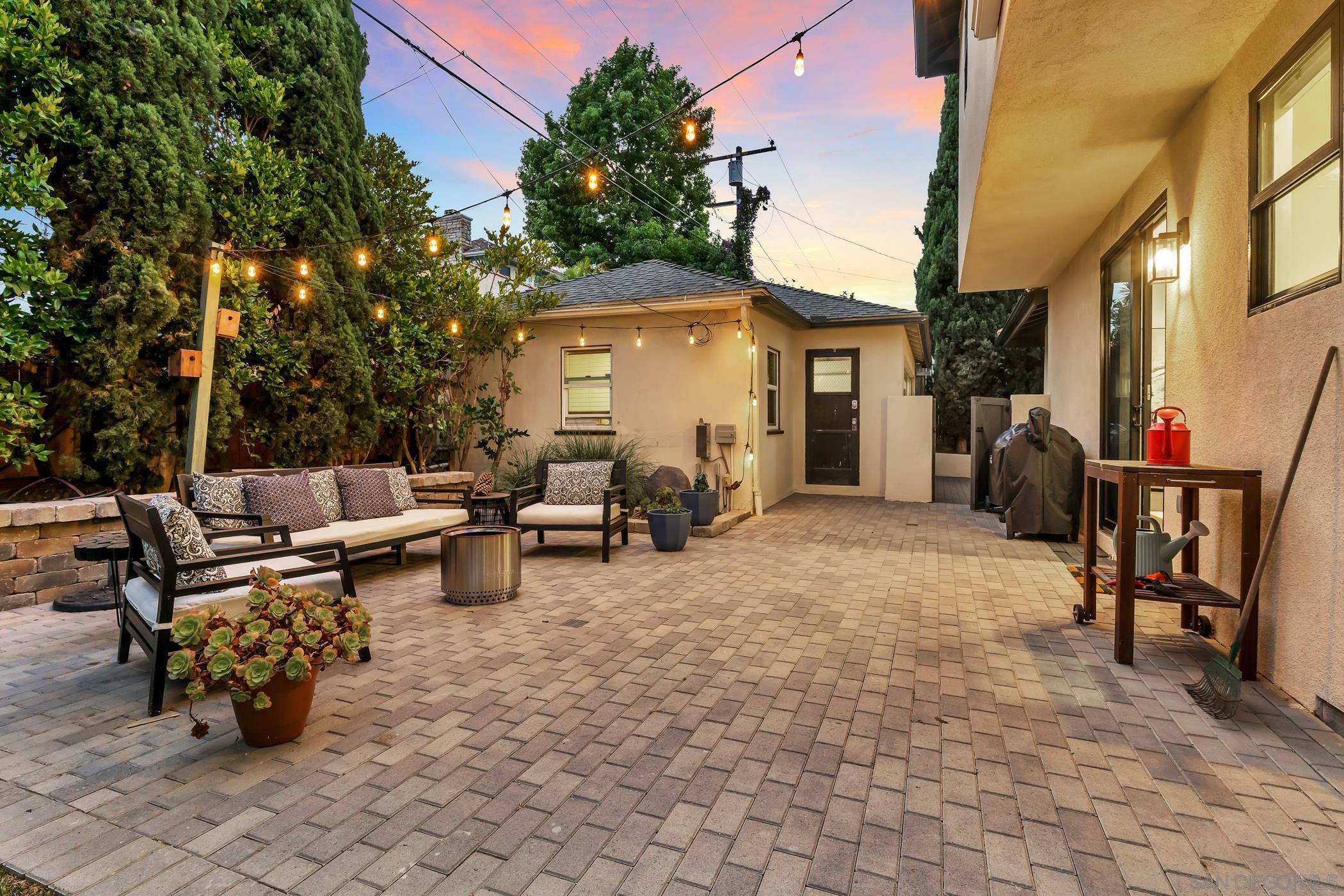 Detail Gallery Image 50 of 57 For 3345  Elliott St, San Diego,  CA 92106 - 4 Beds | 4 Baths