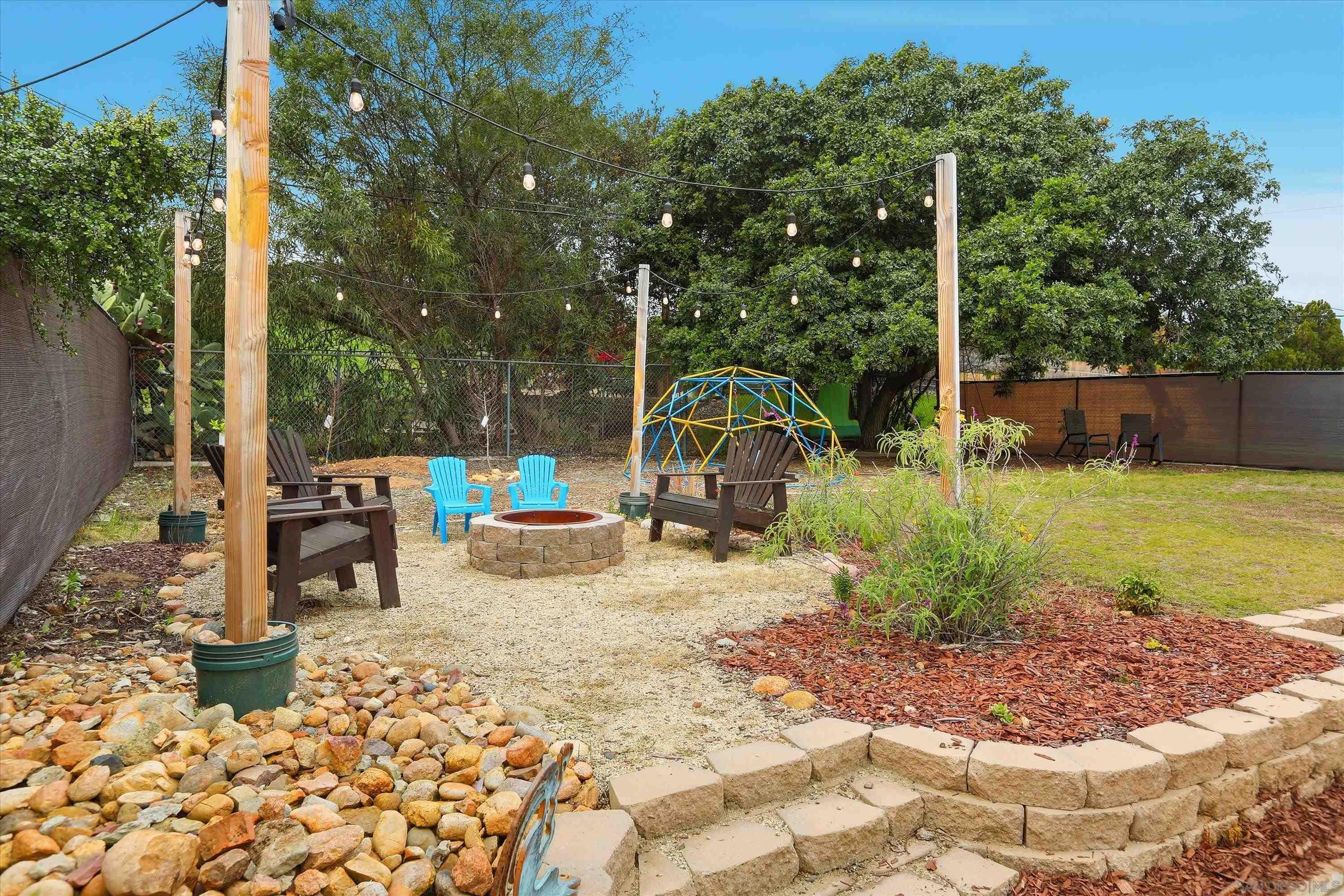 Detail Gallery Image 19 of 22 For 520 N Cuyamaca St, El Cajon,  CA 92020 - 2 Beds | 1 Baths