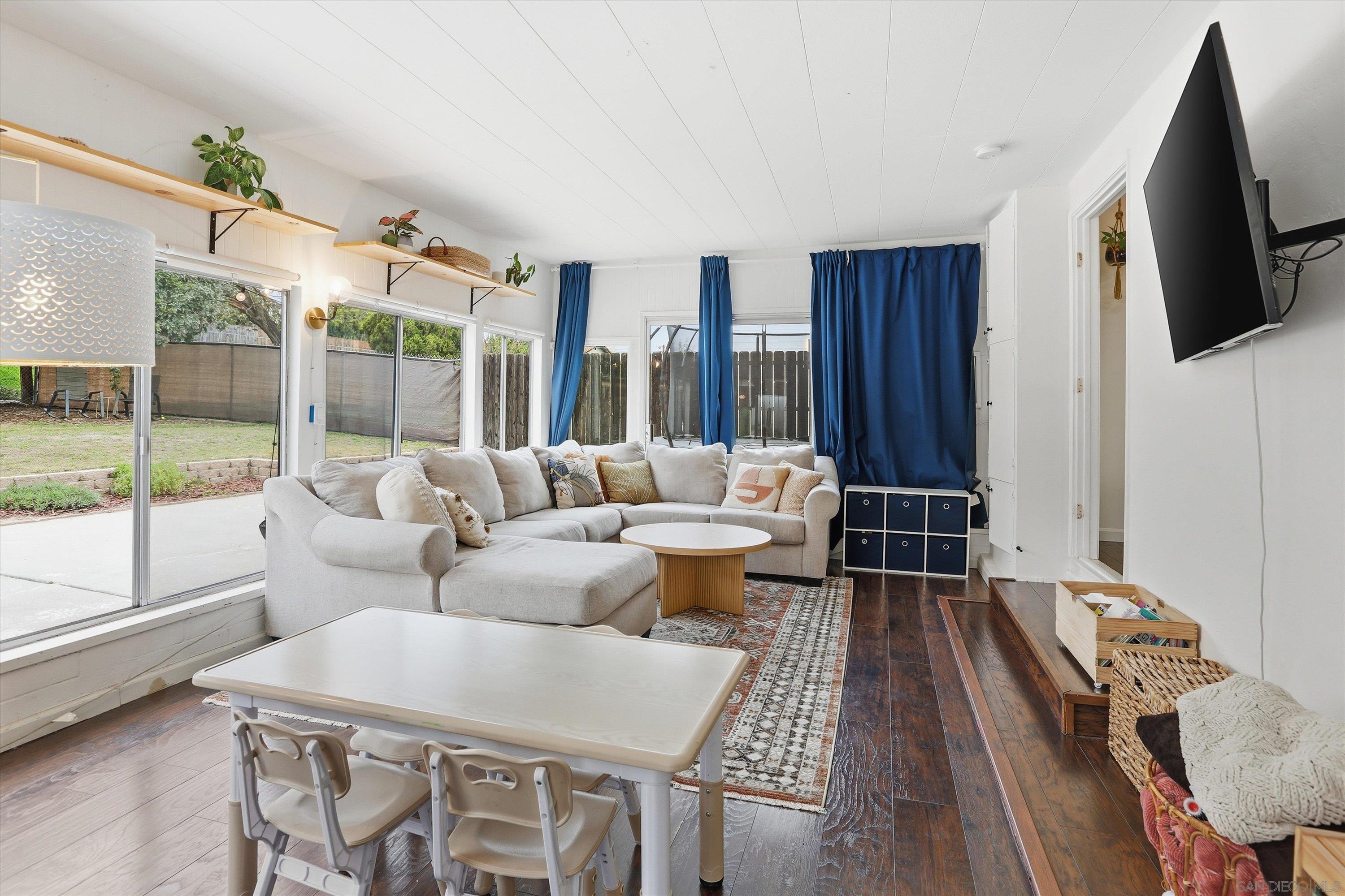 Detail Gallery Image 9 of 18 For 520 N Cuyamaca St, El Cajon,  CA 92020 - 2 Beds | 1 Baths