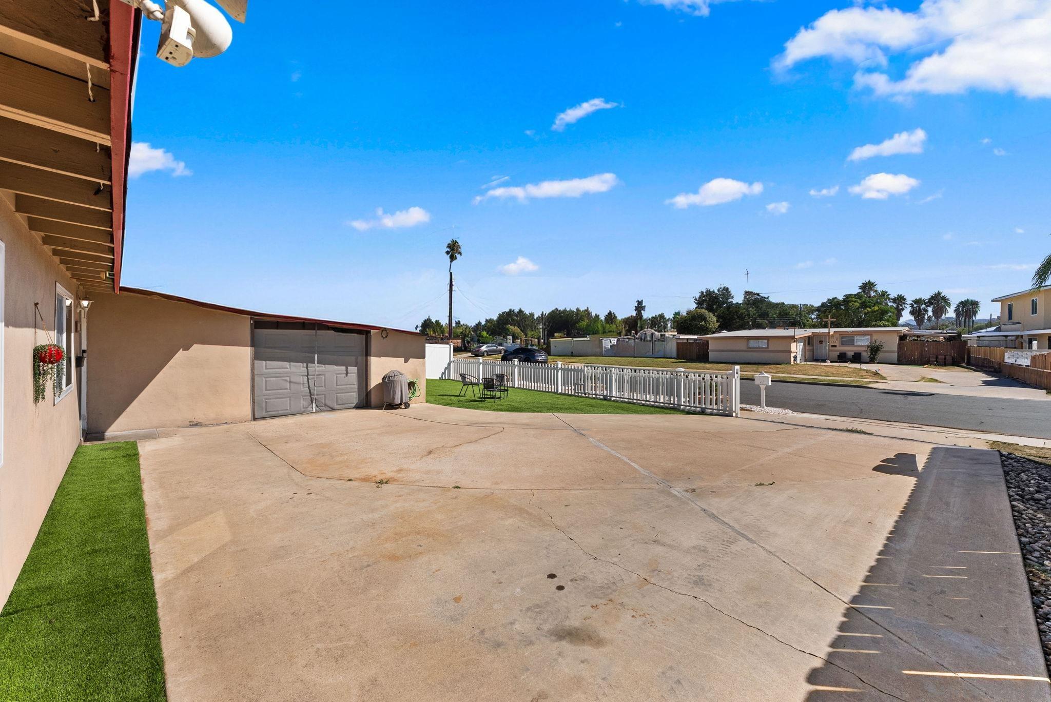 Detail Gallery Image 4 of 34 For 1362  Joliet St, El Cajon,  CA 92019 - 3 Beds | 2 Baths