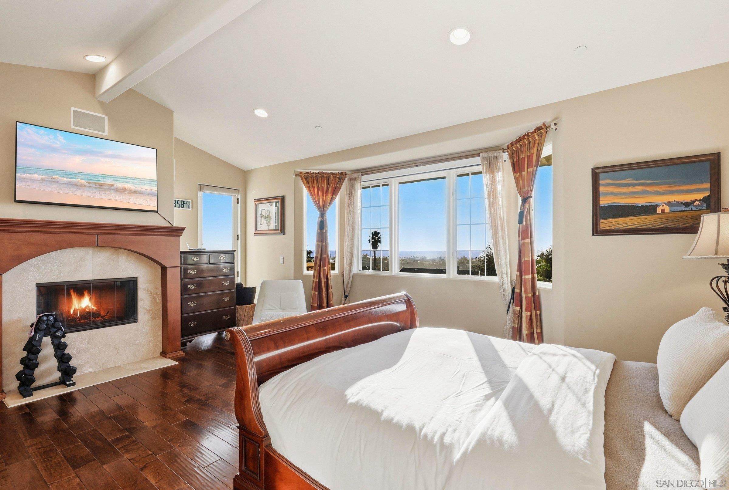 Detail Gallery Image 19 of 54 For 1690  Gascony Rd, Encinitas,  CA 92024 - 6 Beds | 4/1 Baths