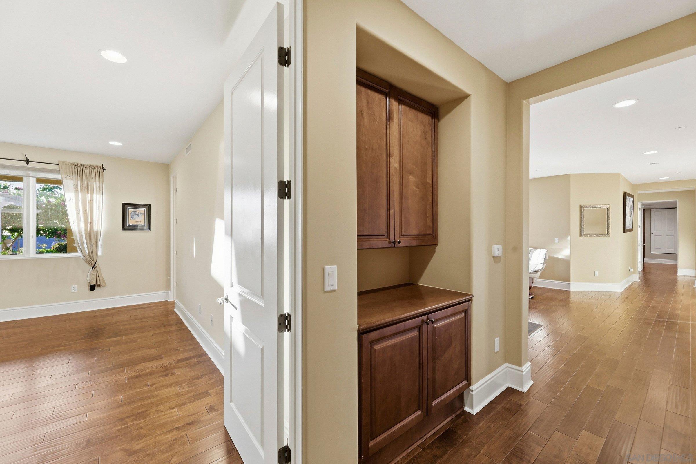 Detail Gallery Image 24 of 54 For 1690  Gascony Rd, Encinitas,  CA 92024 - 6 Beds | 4/1 Baths