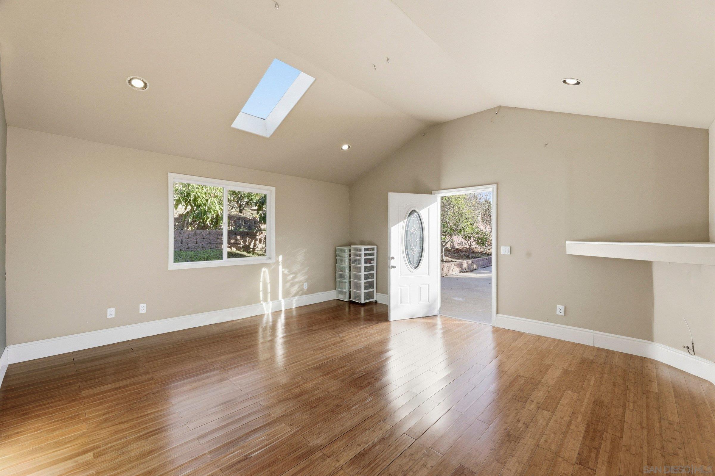 Detail Gallery Image 44 of 54 For 1690  Gascony Rd, Encinitas,  CA 92024 - 6 Beds | 4/1 Baths