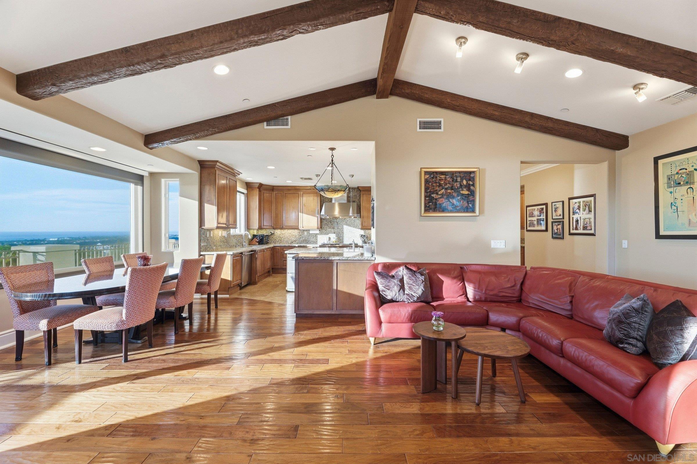 Detail Gallery Image 6 of 54 For 1690  Gascony Rd, Encinitas,  CA 92024 - 6 Beds | 4/1 Baths