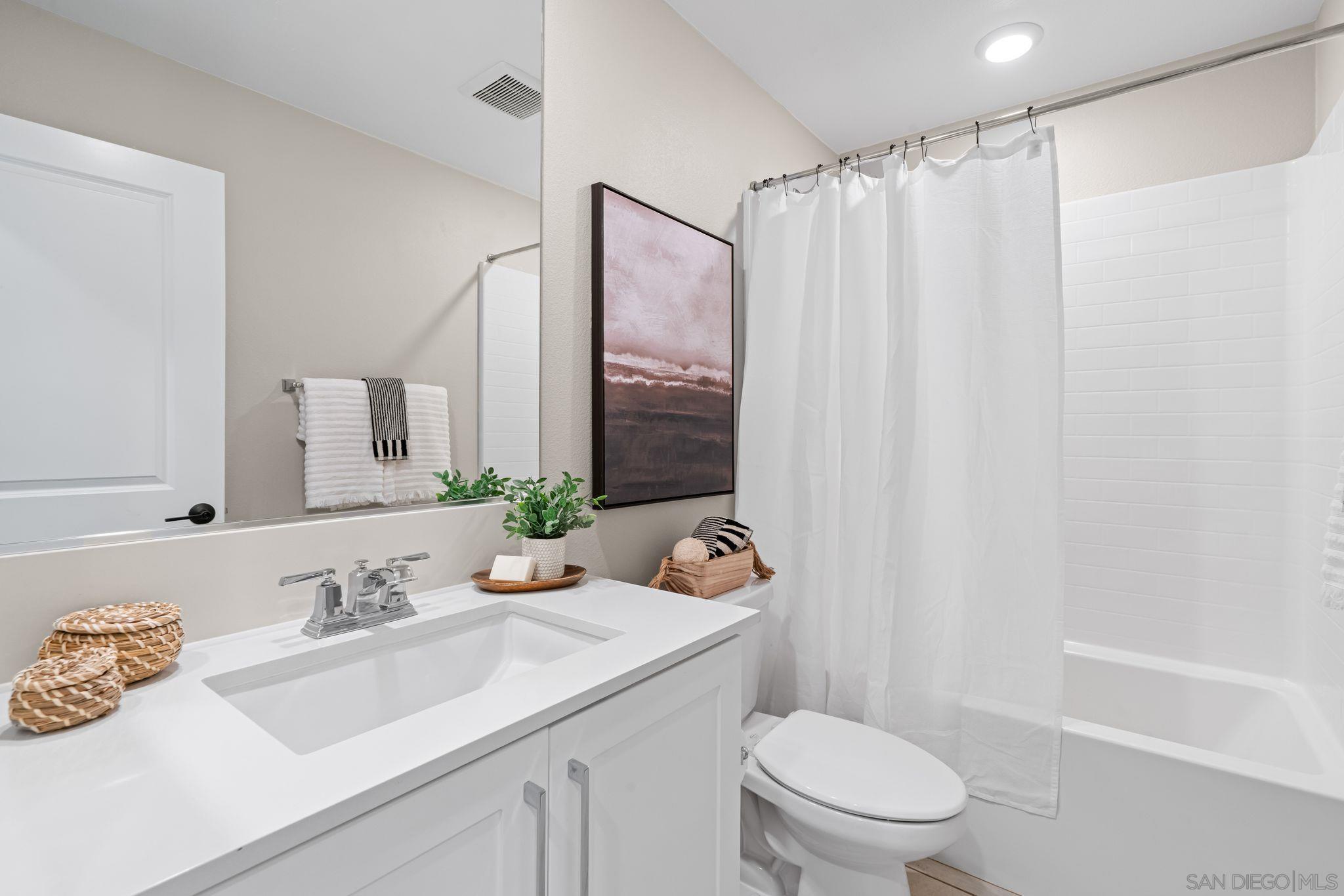 Detail Gallery Image 28 of 48 For 16931  Dorlyn Way, Poway,  CA 92064 - 4 Beds | 4 Baths