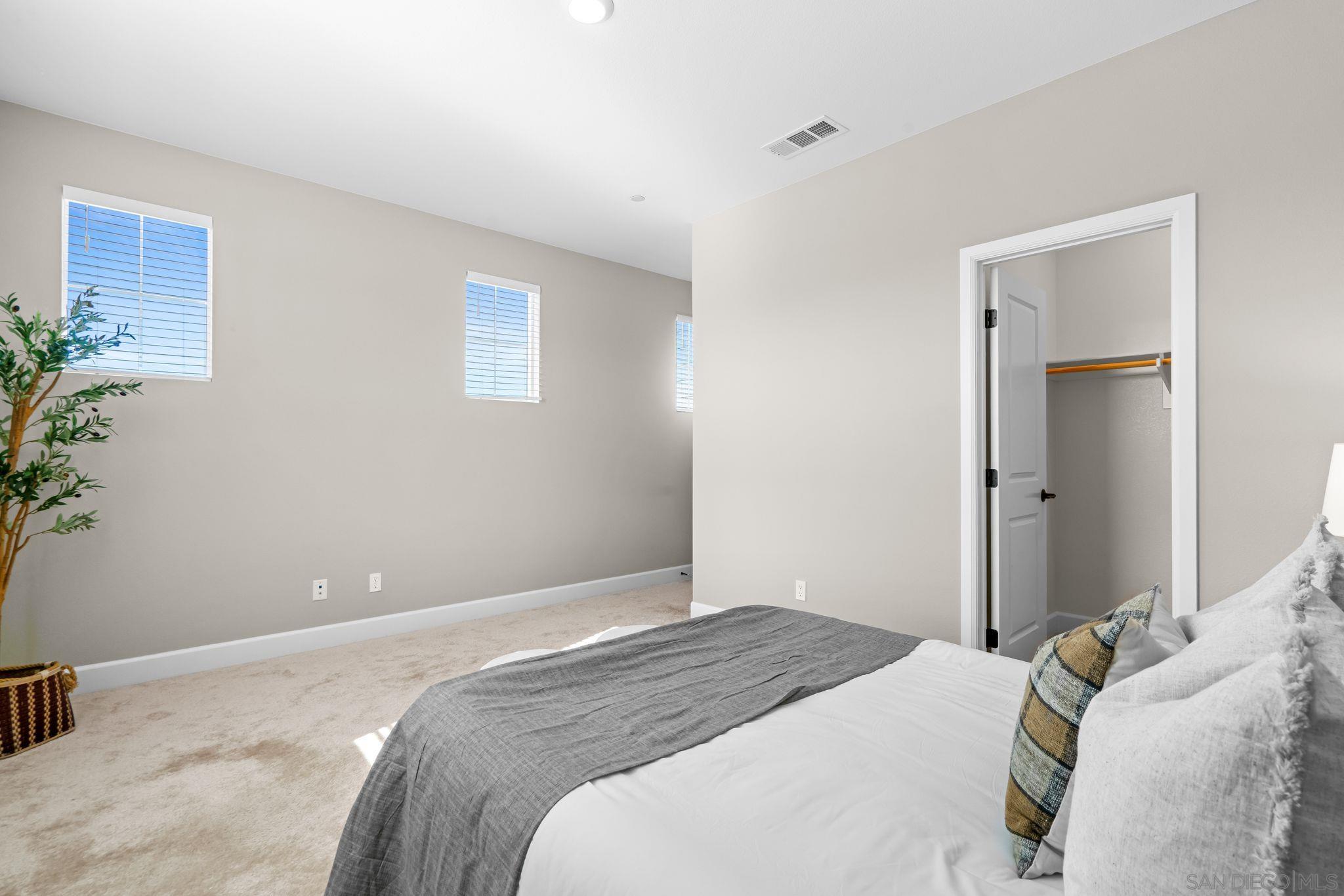 Detail Gallery Image 40 of 48 For 16931  Dorlyn Way, Poway,  CA 92064 - 4 Beds | 4 Baths