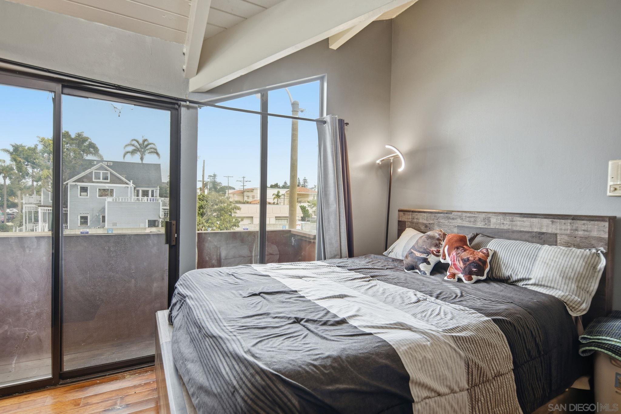 Detail Gallery Image 27 of 43 For 835  D Avenue  #5,  Coronado,  CA 92118 - 3 Beds | 2/1 Baths