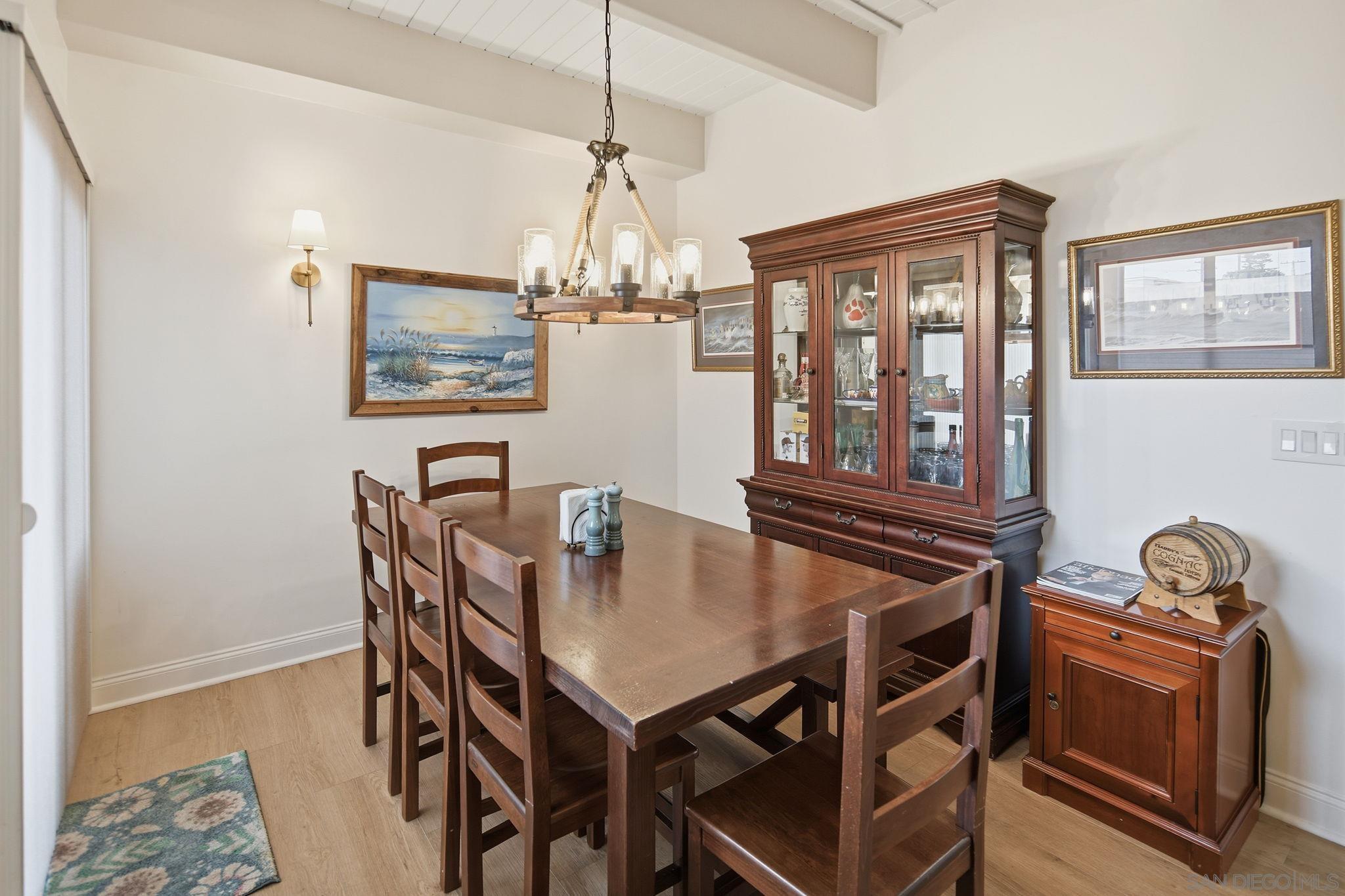 Detail Gallery Image 30 of 40 For 835  D Avenue  #5,  Coronado,  CA 92118 - 3 Beds | 2/1 Baths