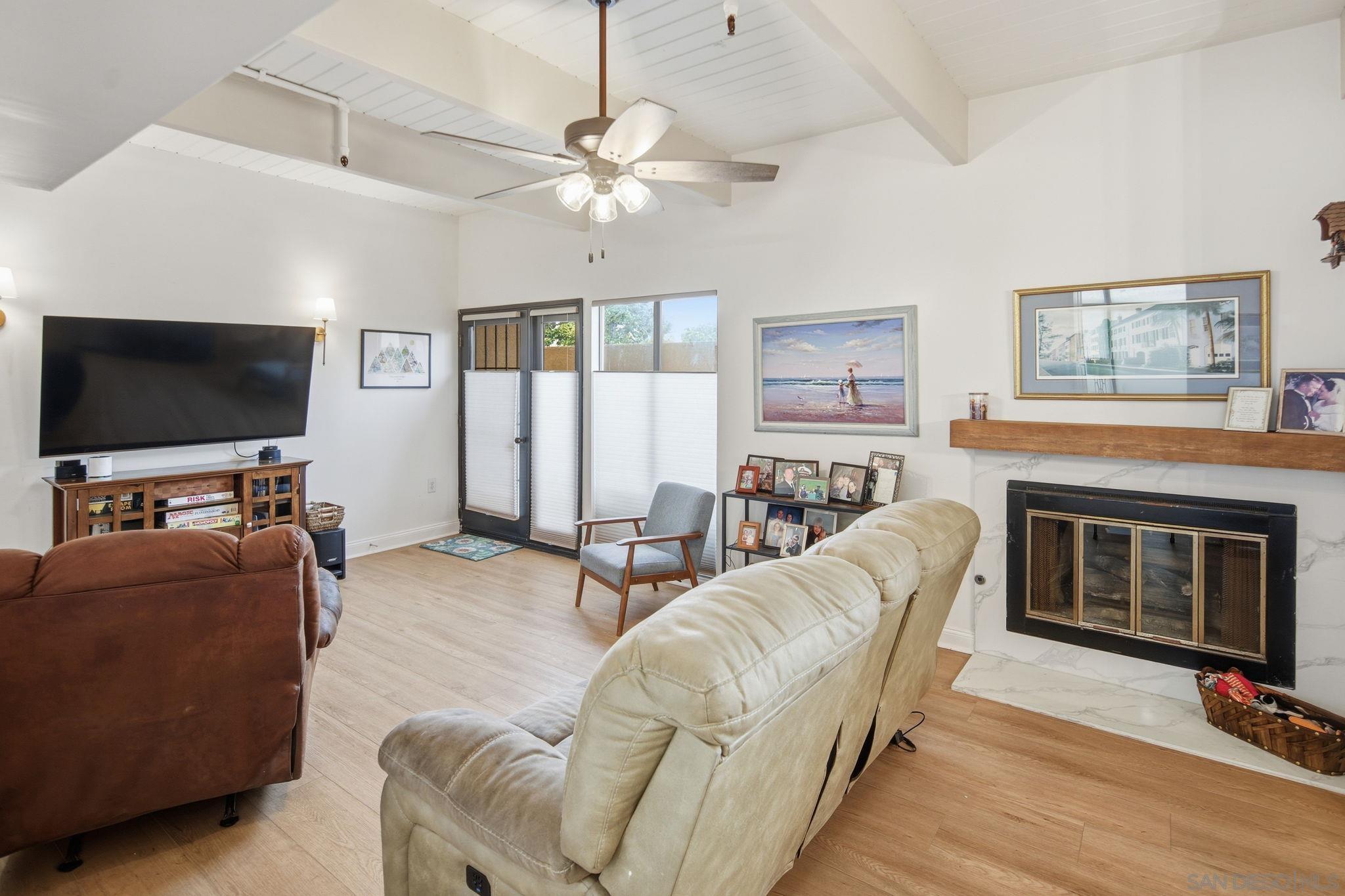 Detail Gallery Image 36 of 43 For 835  D Avenue  #5,  Coronado,  CA 92118 - 3 Beds | 2/1 Baths
