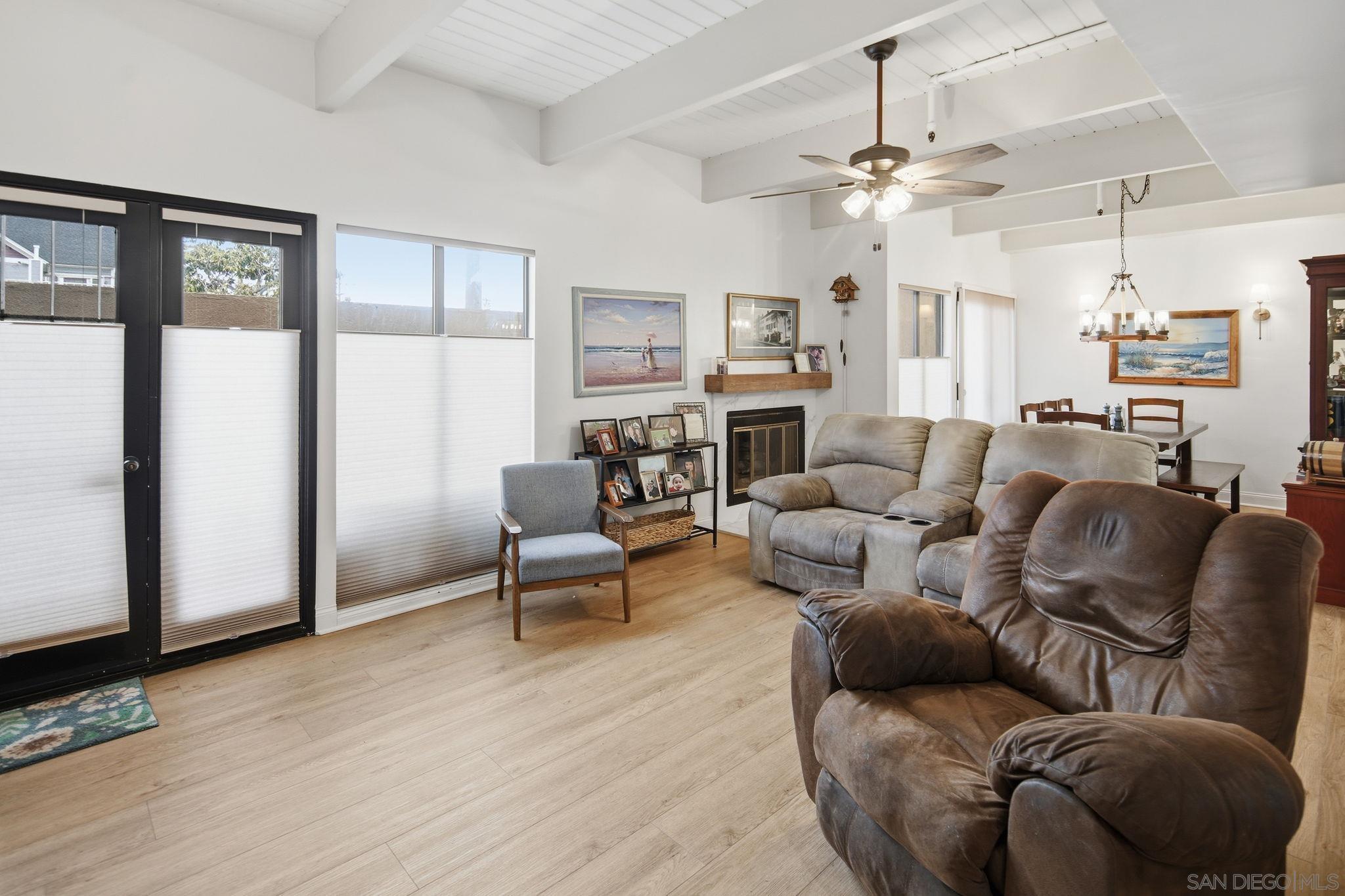 Detail Gallery Image 37 of 43 For 835  D Avenue  #5,  Coronado,  CA 92118 - 3 Beds | 2/1 Baths