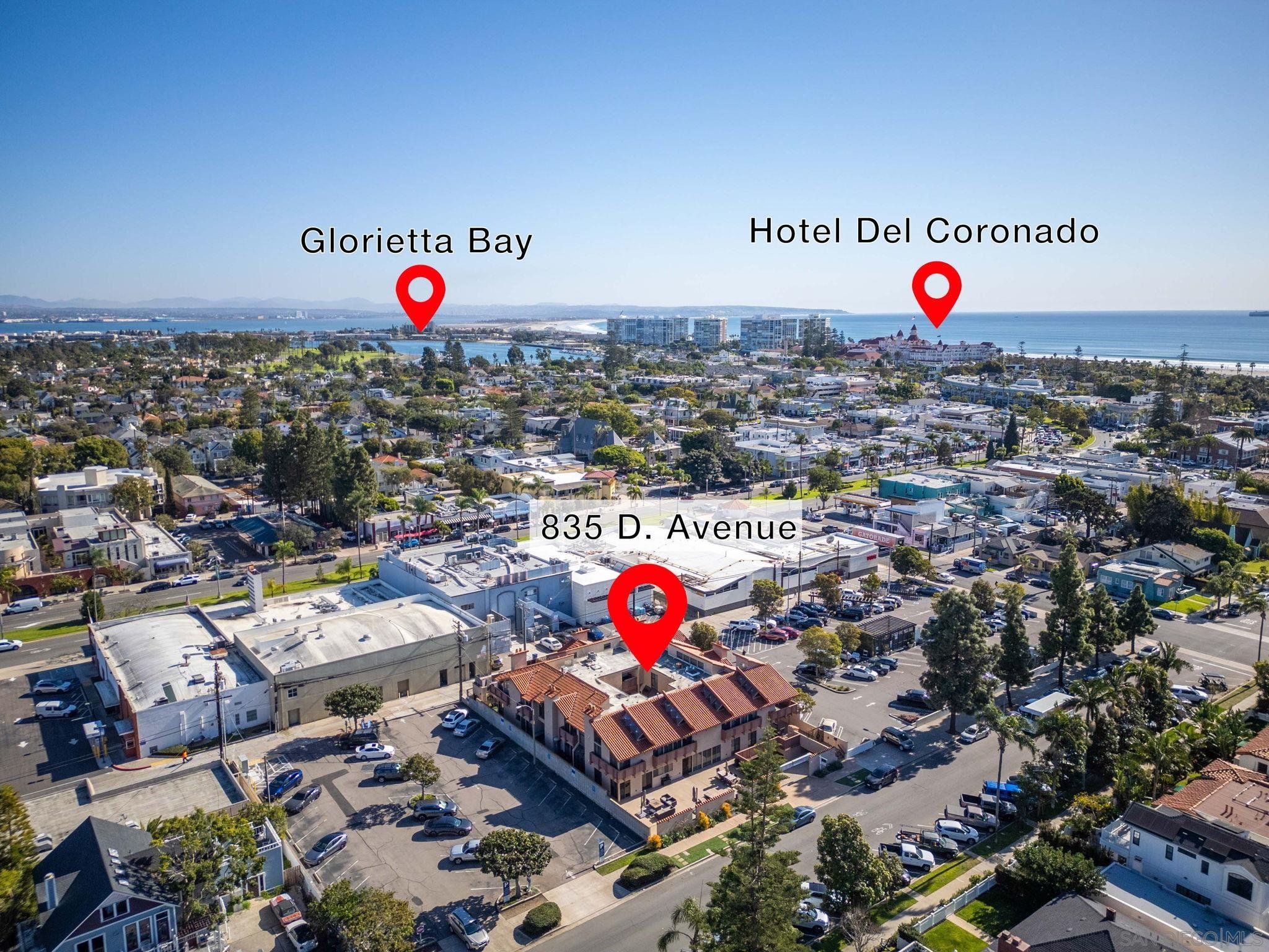 Detail Gallery Image 5 of 43 For 835  D Avenue  #5,  Coronado,  CA 92118 - 3 Beds | 2/1 Baths