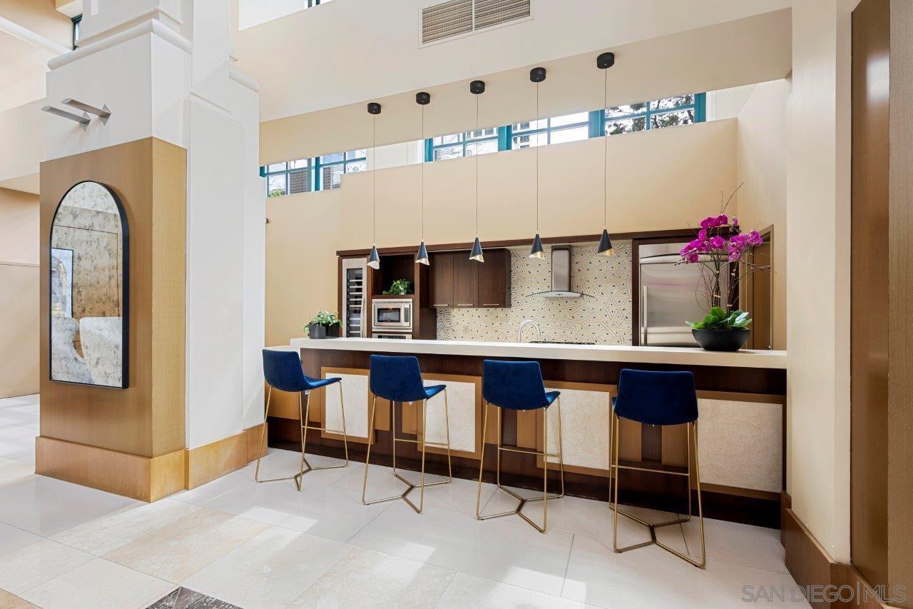 Detail Gallery Image 28 of 37 For 700 W E Street  #510,  San Diego,  CA 92101 - 2 Beds | 1/1 Baths