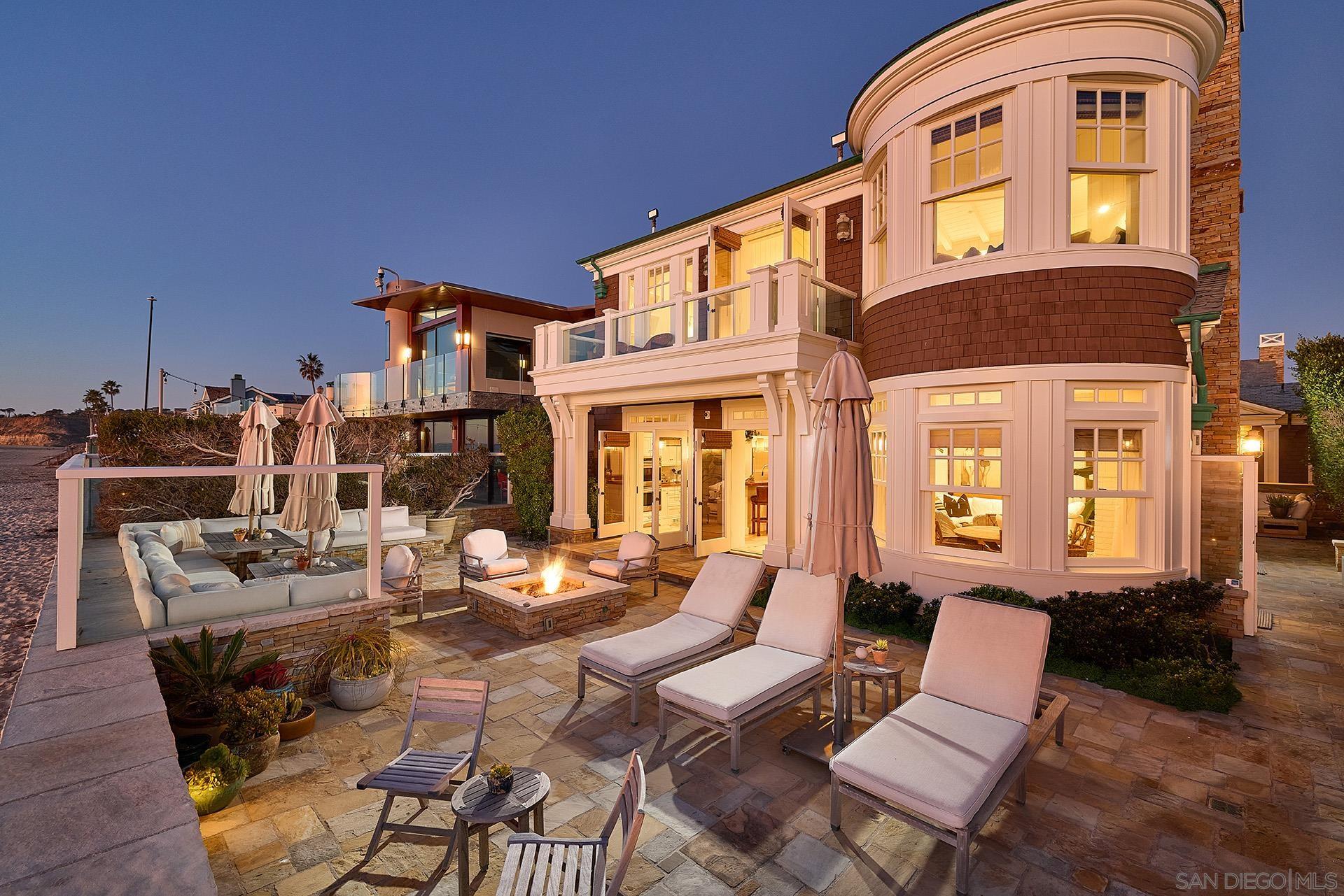 Detail Gallery Image 14 of 28 For 2720  Ocean Front, Del Mar,  CA 92014 - 7 Beds | 7/2 Baths