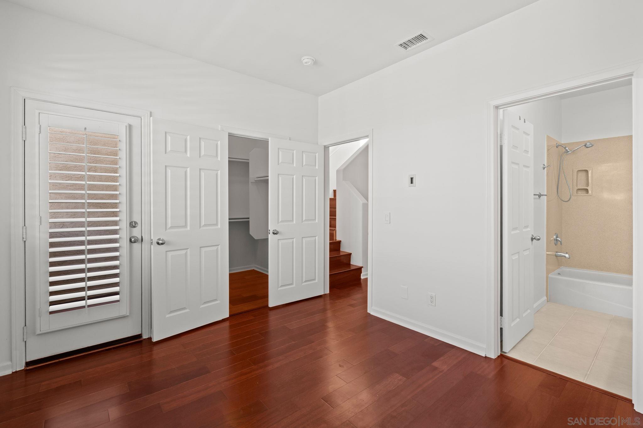 Detail Gallery Image 13 of 24 For 4069  Gresham St, San Diego,  CA 92109 - 2 Beds | 2/1 Baths