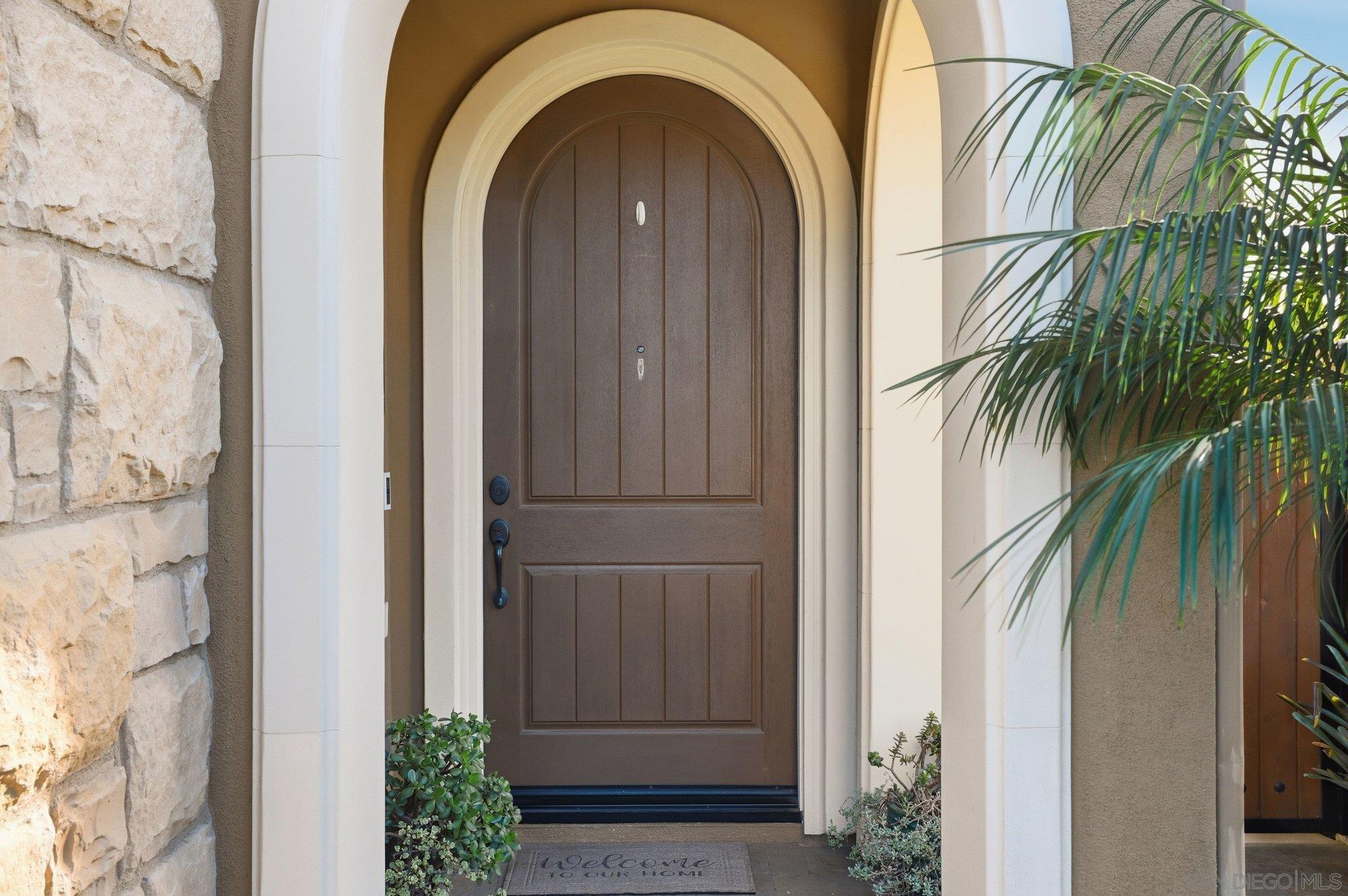 Detail Gallery Image 4 of 51 For 4825  Portola Ct, Carlsbad,  CA 92010 - 4 Beds | 4/1 Baths