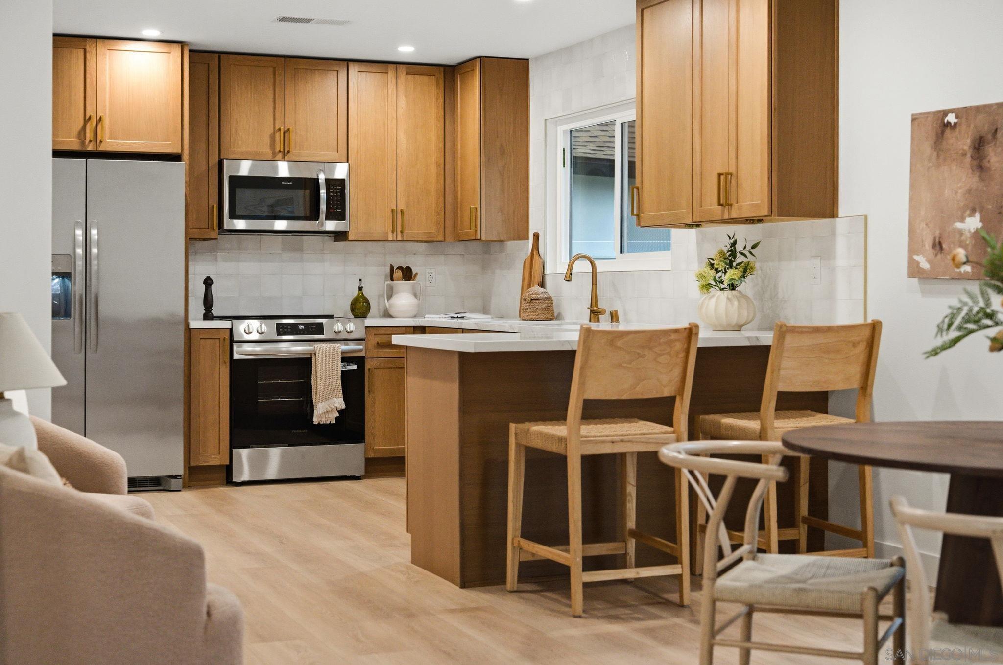 Detail Gallery Image 46 of 54 For 3545  Mount Burnham Ct, San Diego,  CA 92111 - 3 Beds | 2 Baths