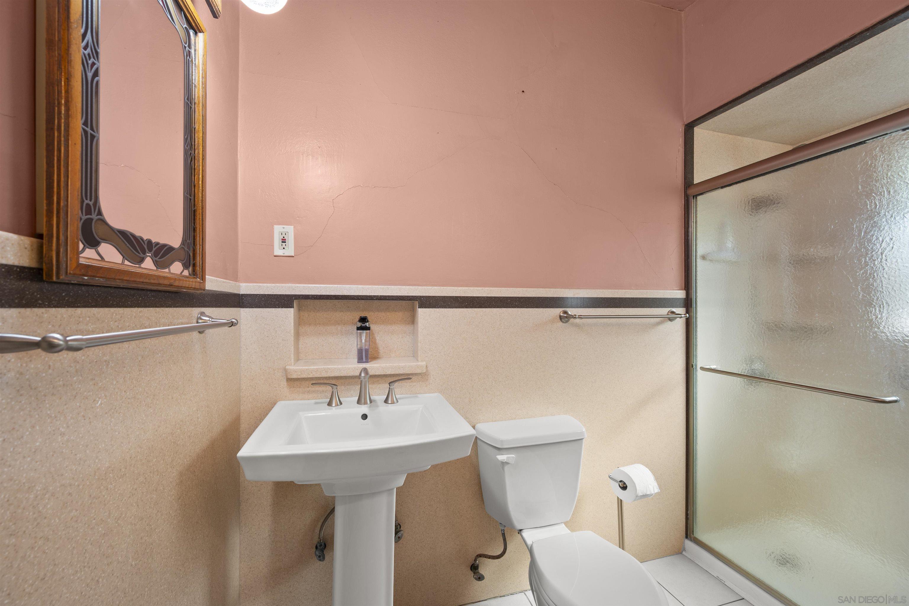 Detail Gallery Image 26 of 62 For 3677  Highland, San Diego,  CA 92105 - 3 Beds | 1 Baths