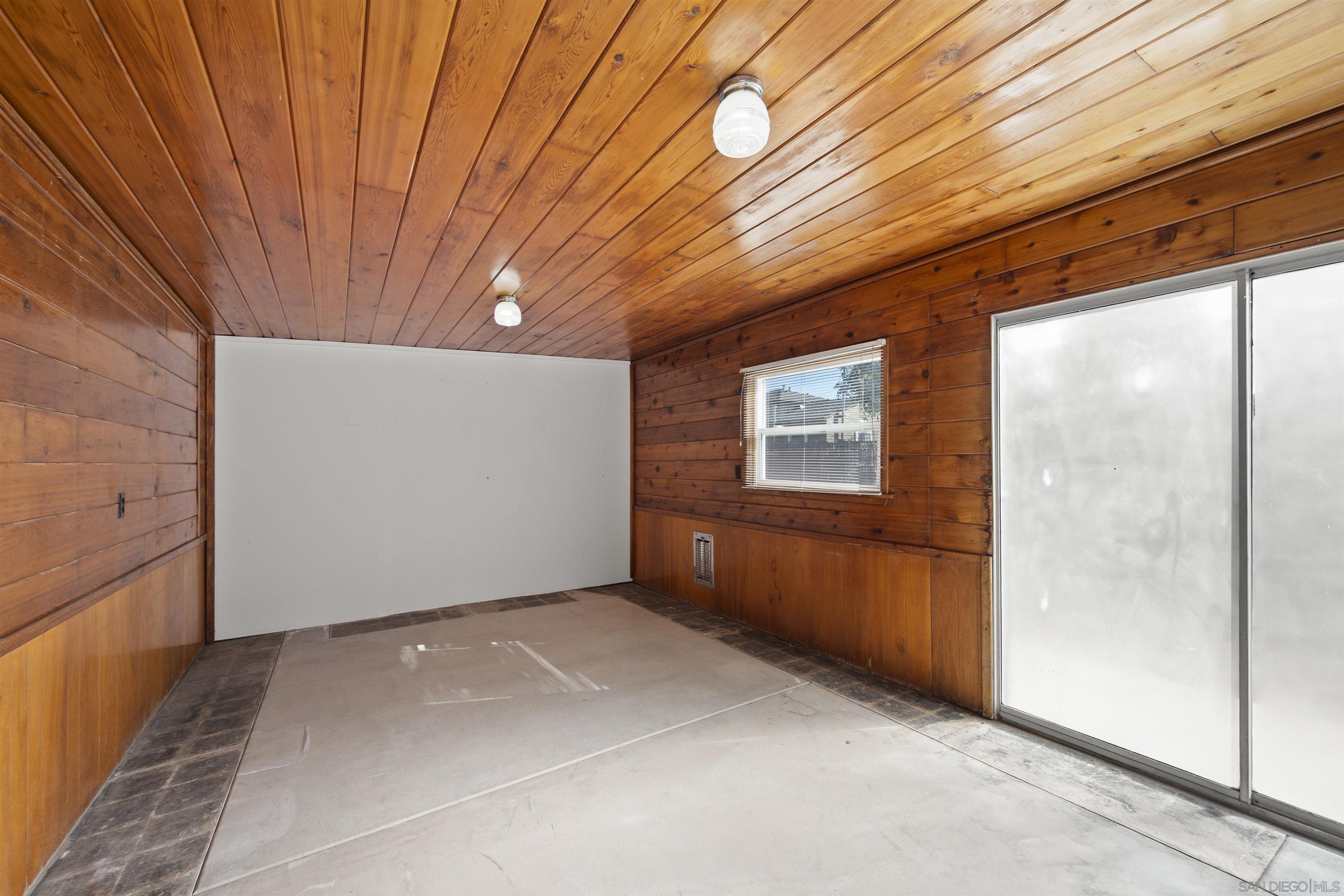 Detail Gallery Image 28 of 62 For 3677  Highland, San Diego,  CA 92105 - 3 Beds | 1 Baths