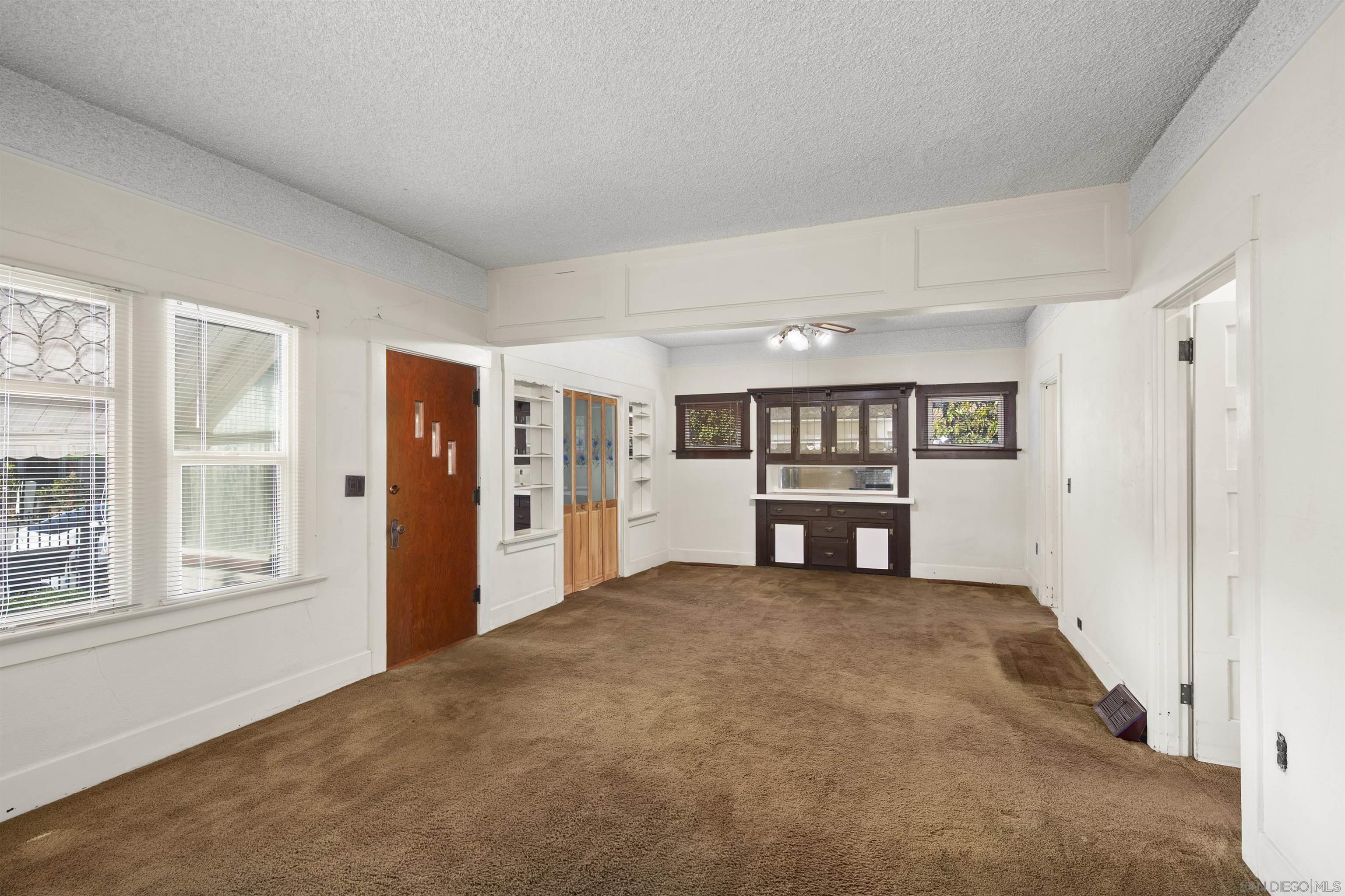 Detail Gallery Image 9 of 62 For 3677  Highland, San Diego,  CA 92105 - 3 Beds | 1 Baths