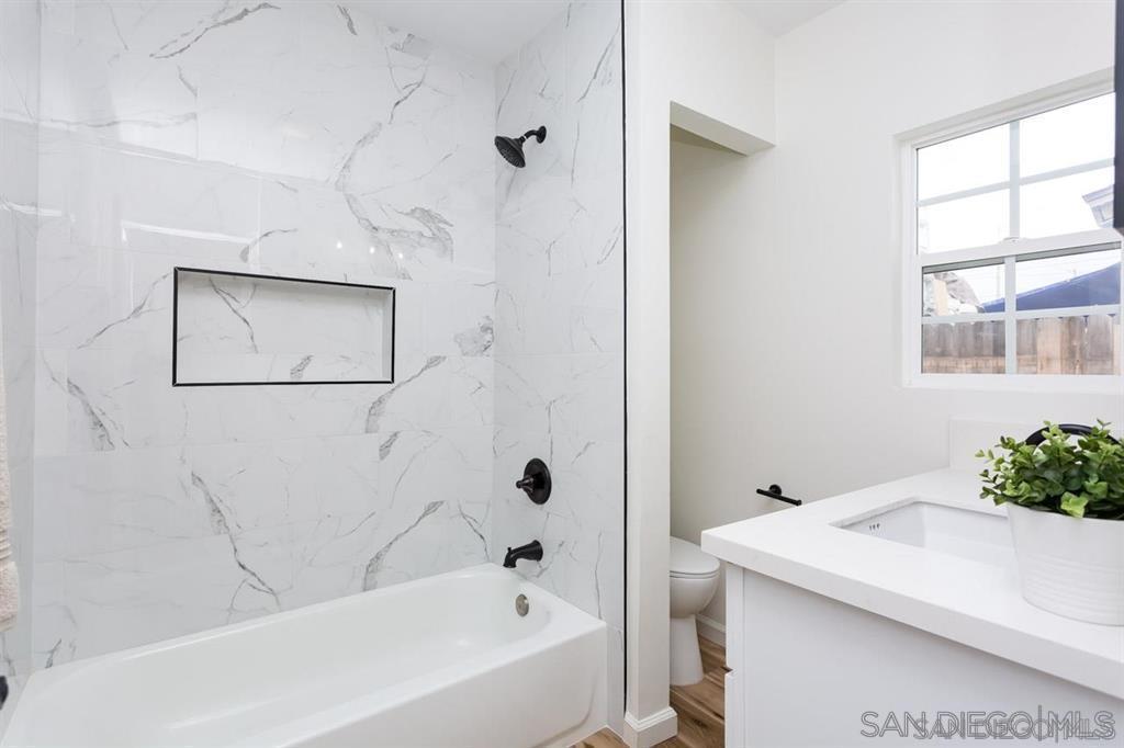 Detail Gallery Image 10 of 14 For 1015  Hoover Ave, National City,  CA 91950 - 1 Beds | 1 Baths