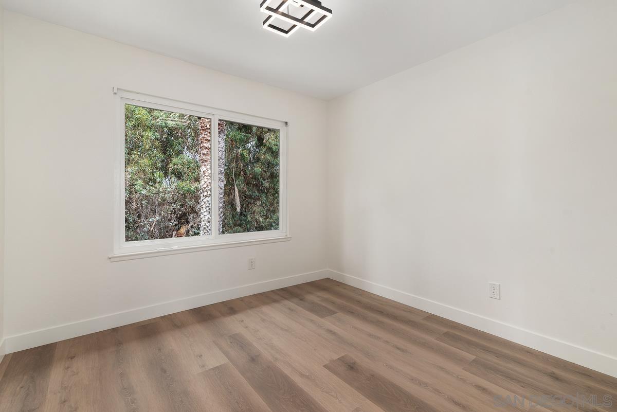 Detail Gallery Image 28 of 32 For 8468  Calle Morelos, San Diego,  CA 92126 - 4 Beds | 2/1 Baths