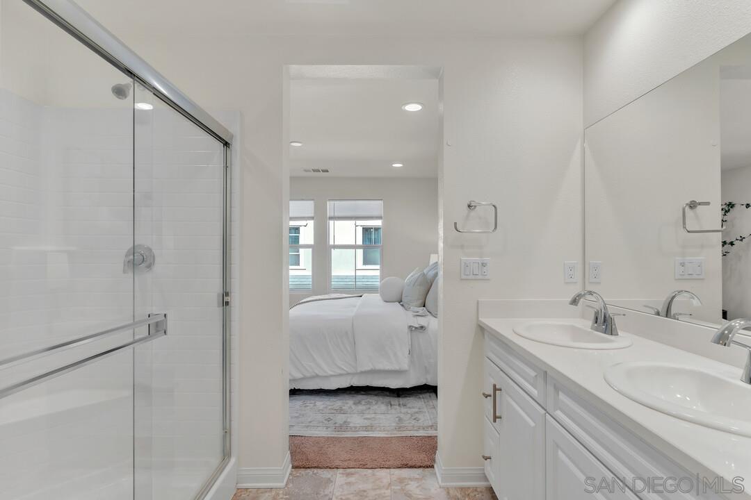 Detail Gallery Image 22 of 34 For 2822  Juniper Berry St, Spring Valley,  CA 91977 - 3 Beds | 3/1 Baths