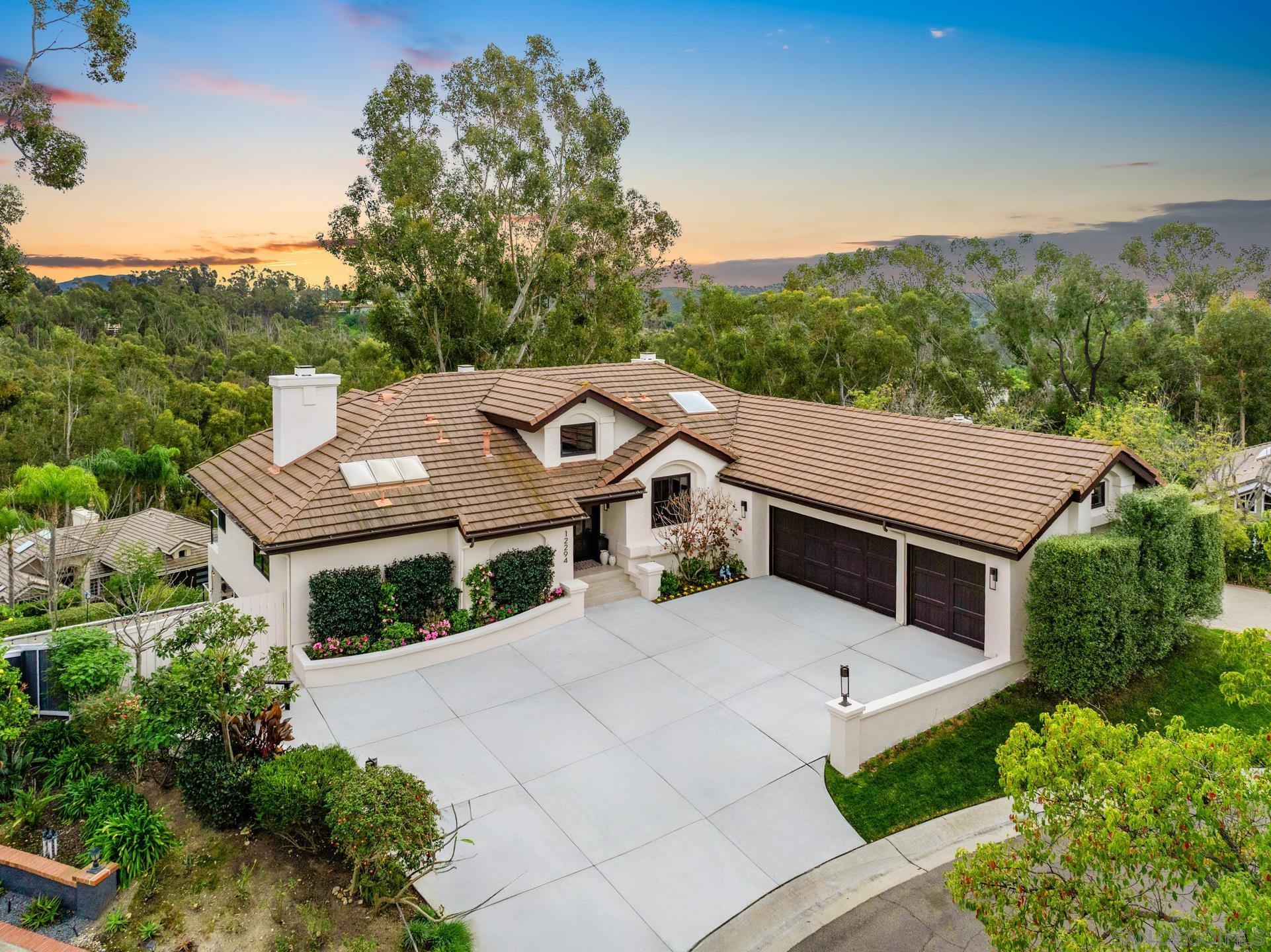 Detail Gallery Image 11 of 50 For 12294  Spruce Grove Pl, San Diego,  CA 92131 - 5 Beds | 3/1 Baths