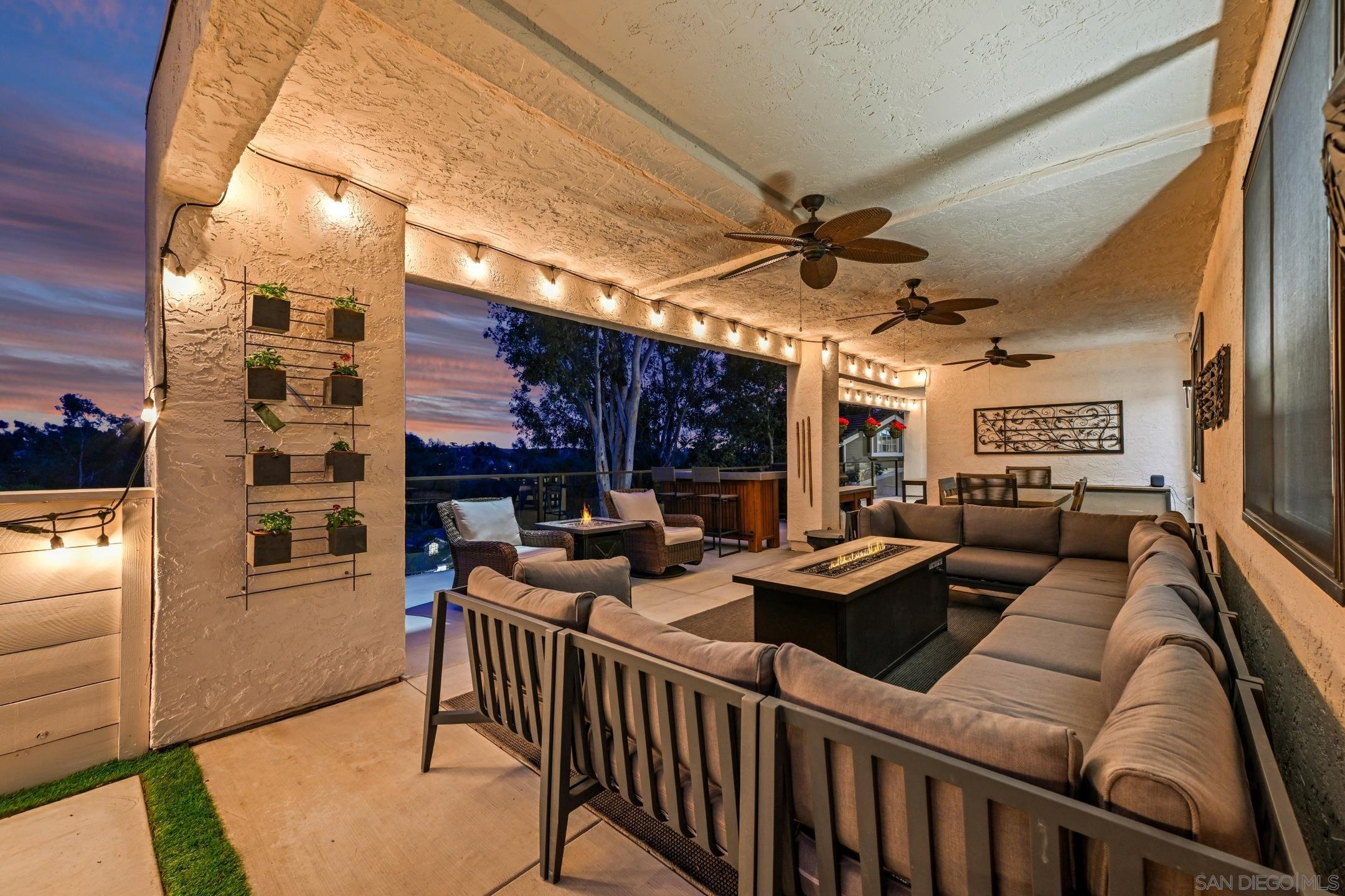 Detail Gallery Image 4 of 50 For 12294  Spruce Grove Pl, San Diego,  CA 92131 - 5 Beds | 3/1 Baths