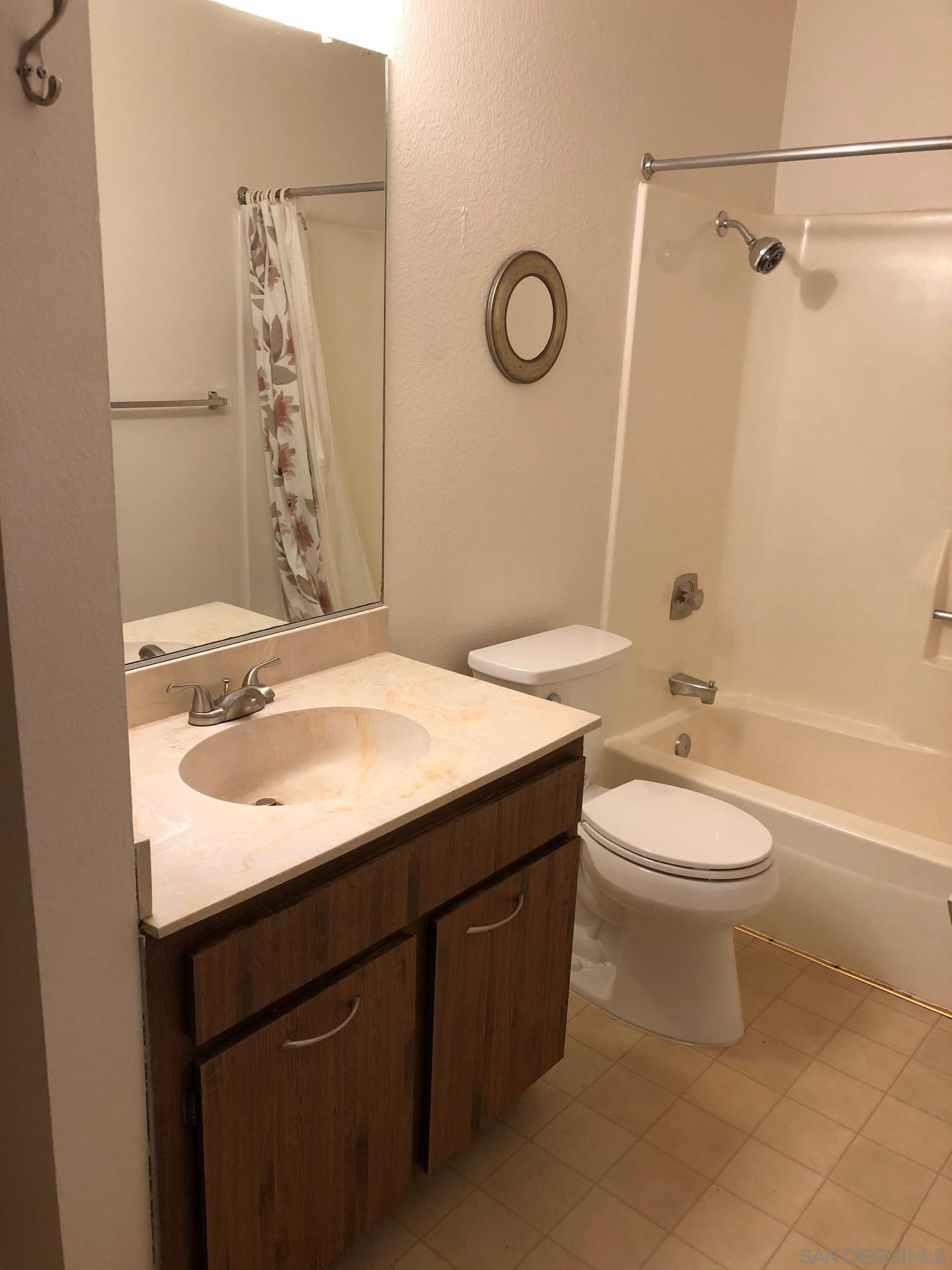 Detail Gallery Image 6 of 15 For 5938  Rancho Mission Road, San Diego,  CA 92108 - 1 Beds | 1 Baths