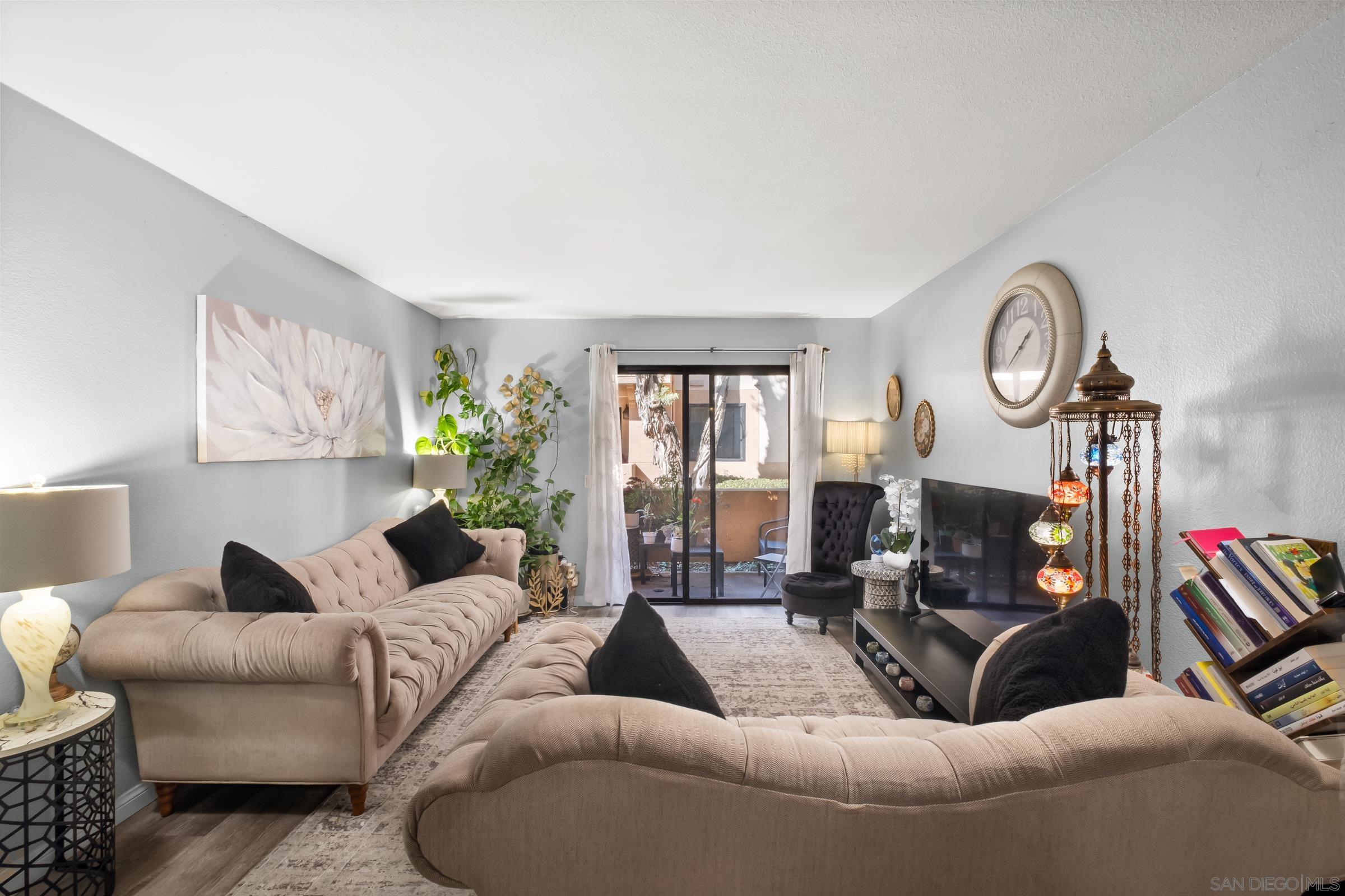 Front Image Thumbnail for SD260002304