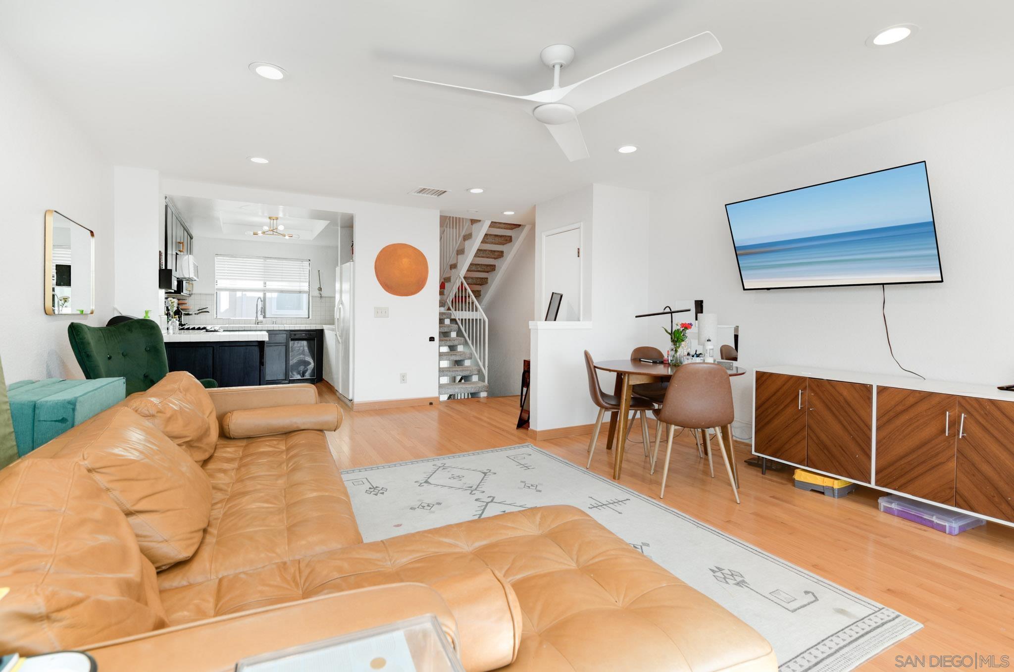 Detail Gallery Image 6 of 25 For 1927  Chicago St  #C,  San Diego,  CA 92110 - 2 Beds | 1/1 Baths