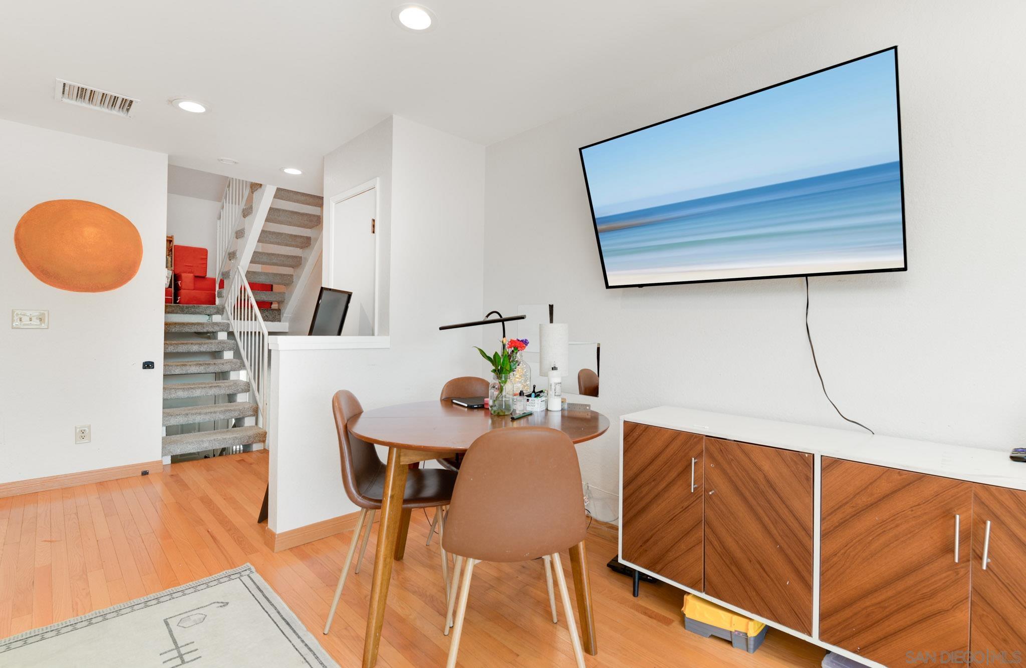 Detail Gallery Image 7 of 25 For 1927  Chicago St  #C,  San Diego,  CA 92110 - 2 Beds | 1/1 Baths