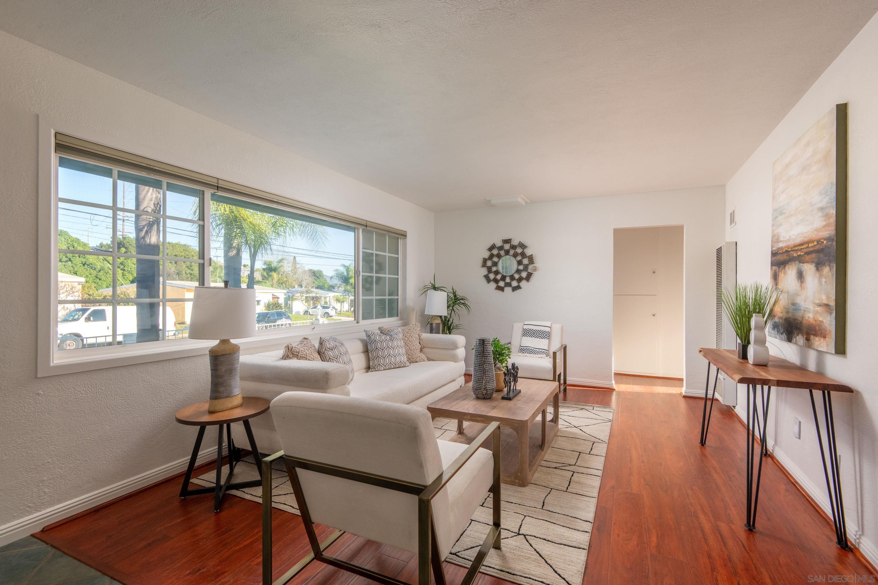 Detail Gallery Image 8 of 22 For 3710  Aragon Dr, San Diego,  CA 92115 - 3 Beds | 1 Baths