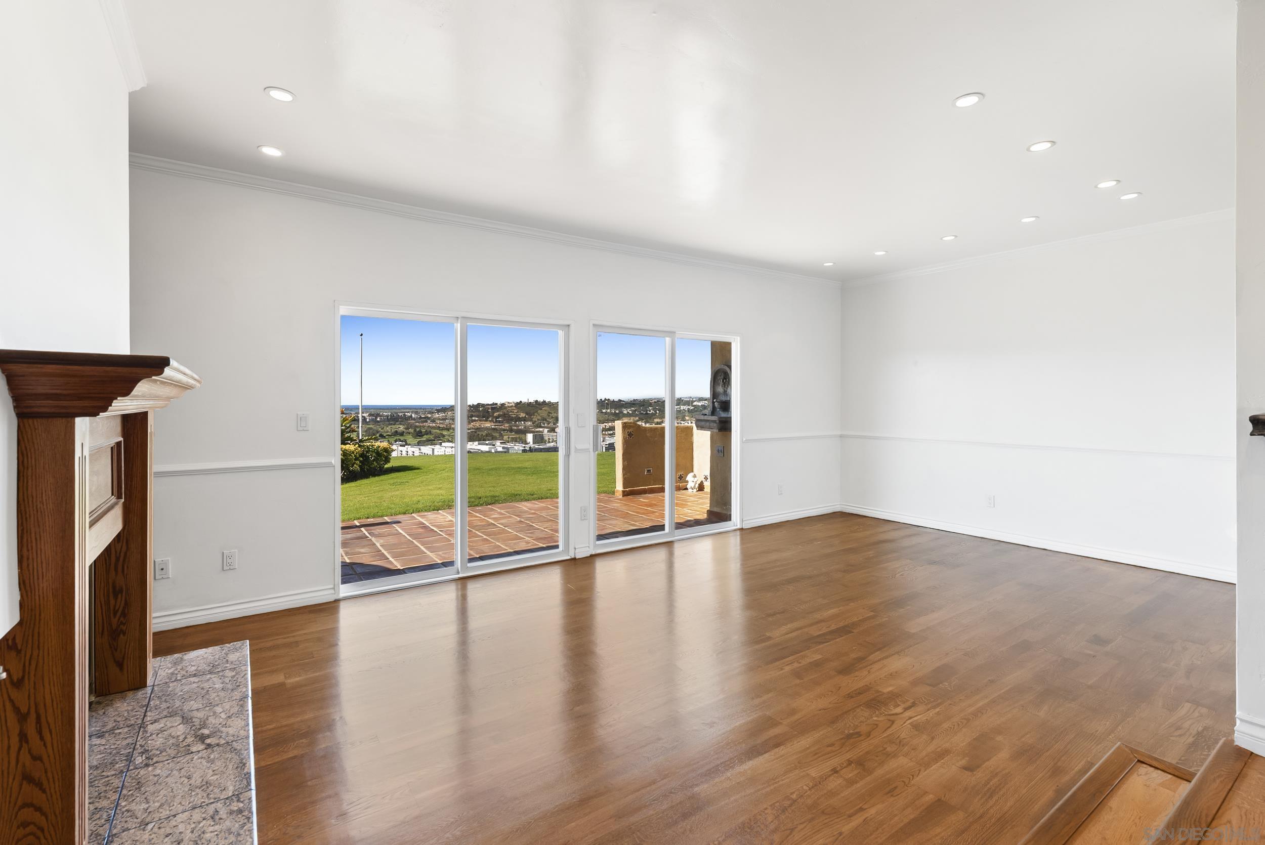 Detail Gallery Image 16 of 73 For 4460  Caminito Fuente, San Diego,  CA 92116 - 3 Beds | 2/1 Baths