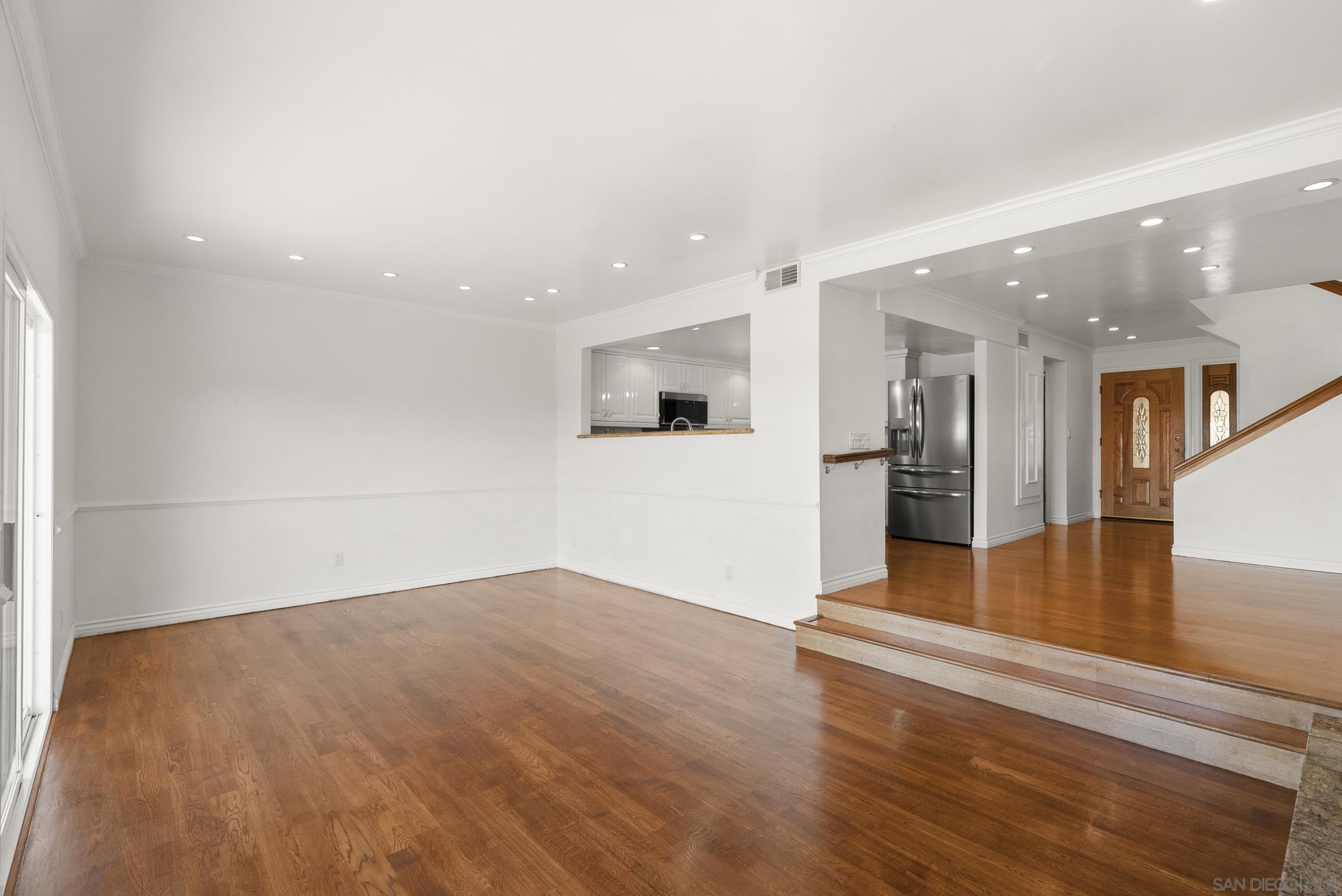 Detail Gallery Image 24 of 73 For 4460  Caminito Fuente, San Diego,  CA 92116 - 3 Beds | 2/1 Baths