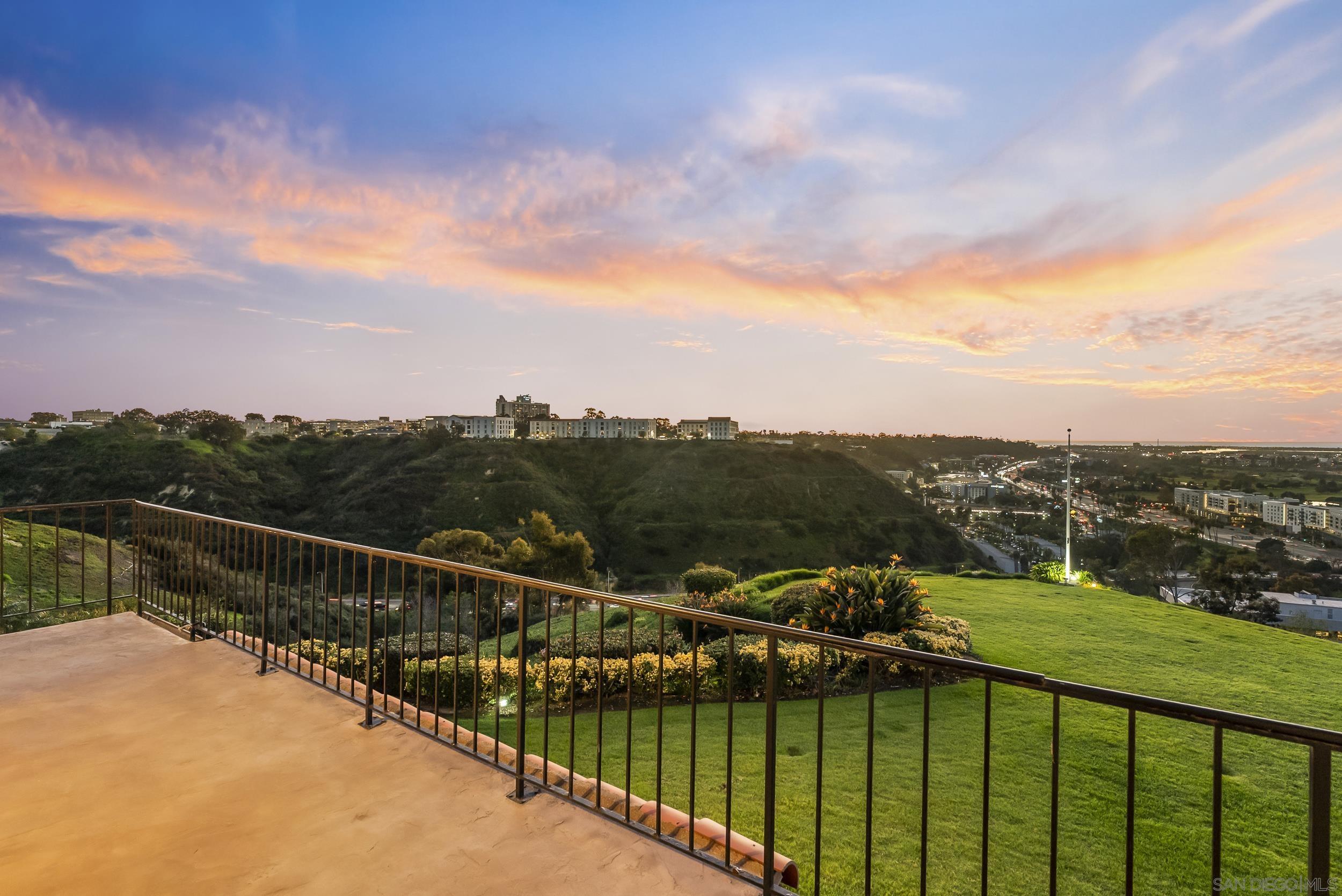 Detail Gallery Image 38 of 73 For 4460  Caminito Fuente, San Diego,  CA 92116 - 3 Beds | 2/1 Baths