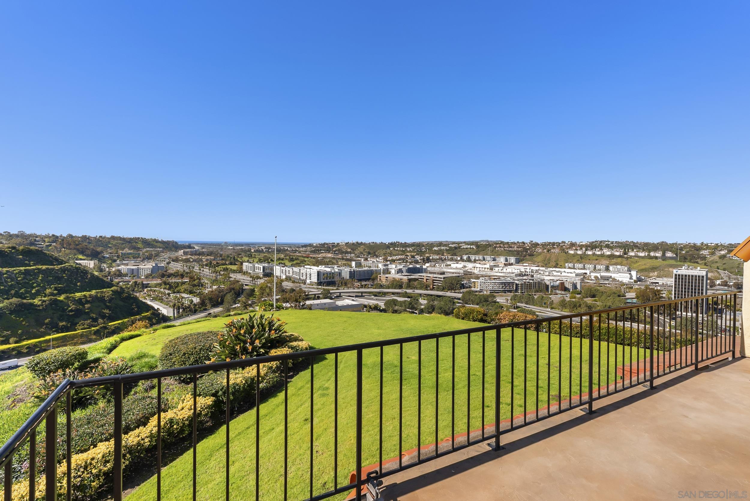 Detail Gallery Image 39 of 73 For 4460  Caminito Fuente, San Diego,  CA 92116 - 3 Beds | 2/1 Baths