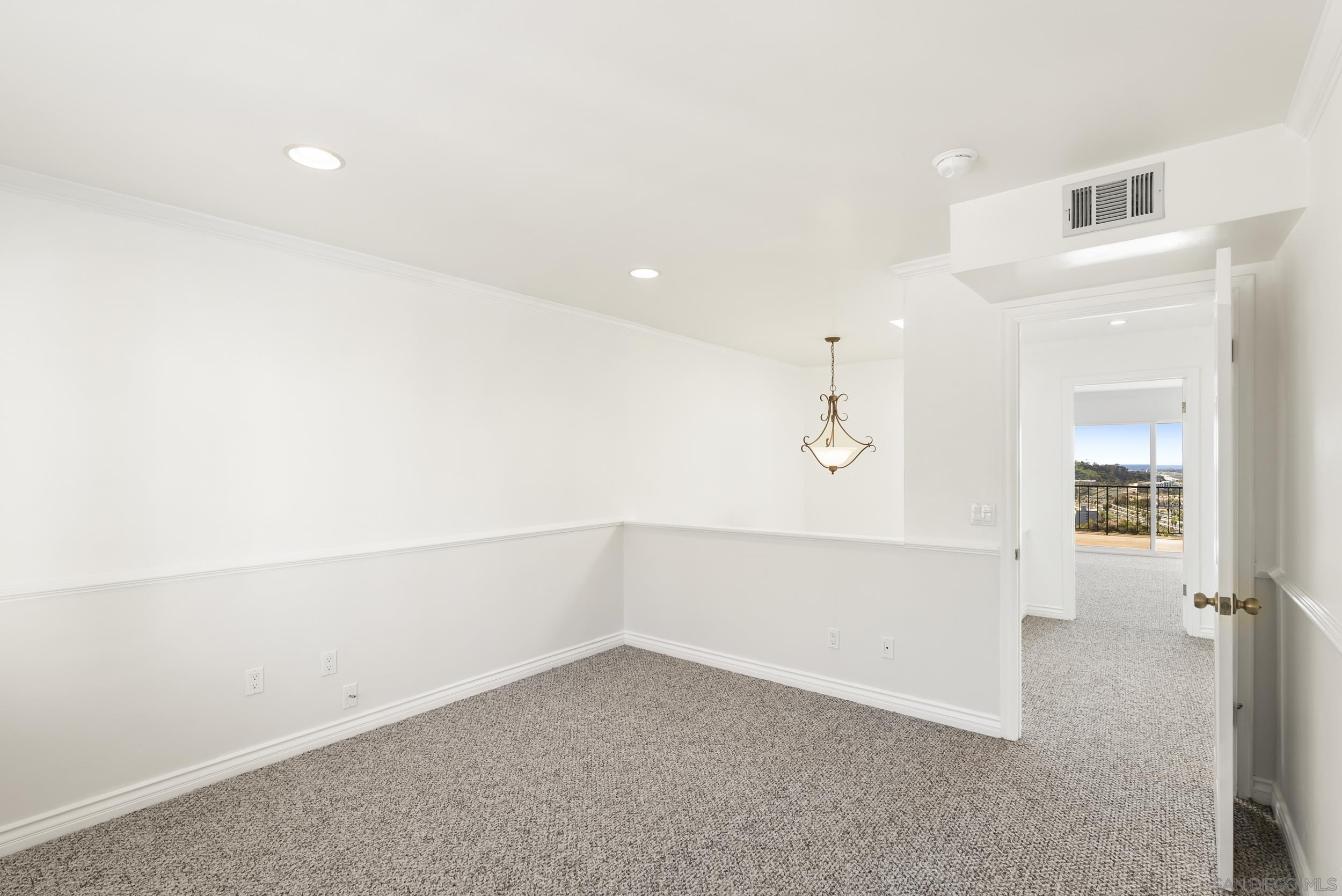 Detail Gallery Image 50 of 73 For 4460  Caminito Fuente, San Diego,  CA 92116 - 3 Beds | 2/1 Baths