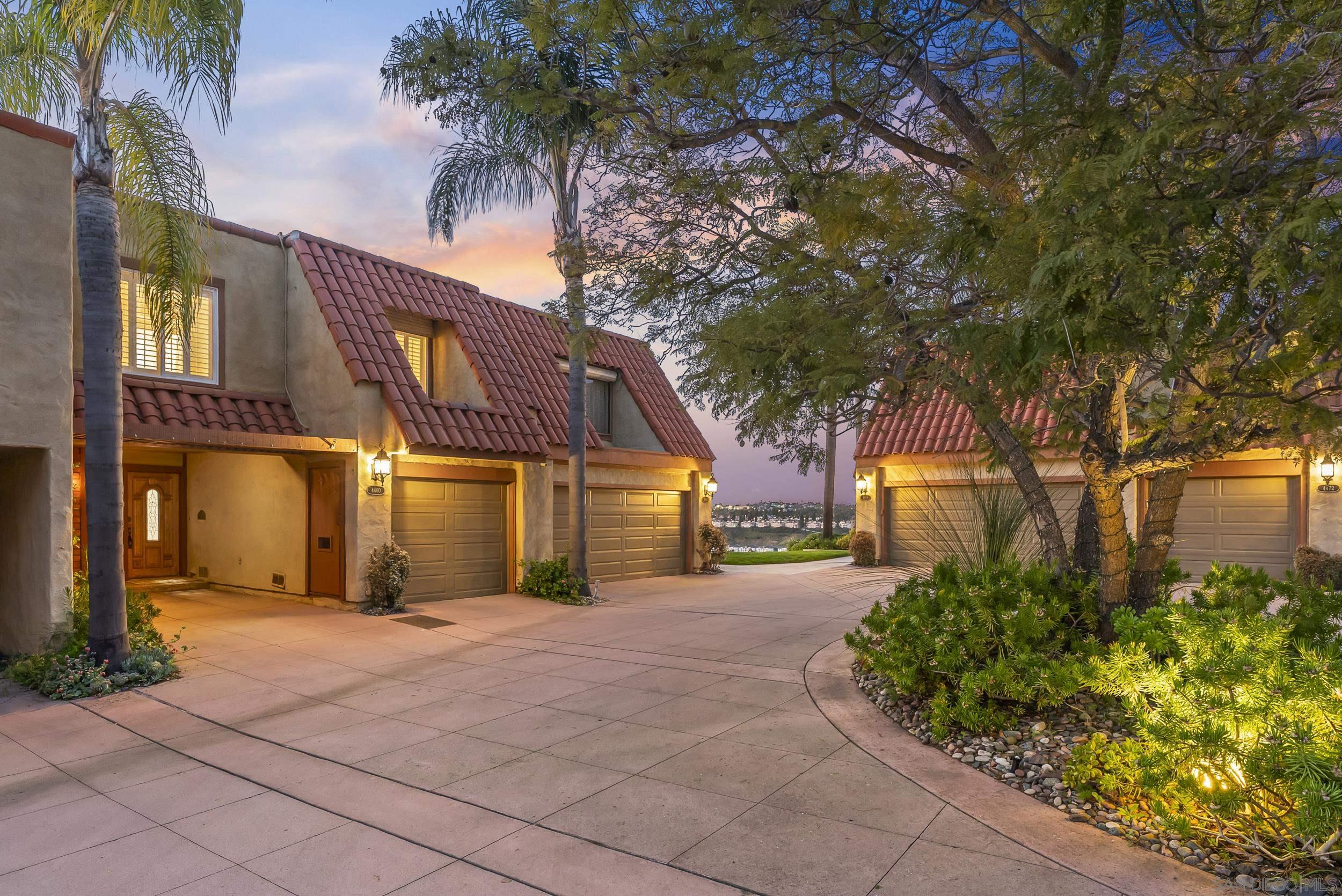 Detail Gallery Image 6 of 73 For 4460  Caminito Fuente, San Diego,  CA 92116 - 3 Beds | 2/1 Baths