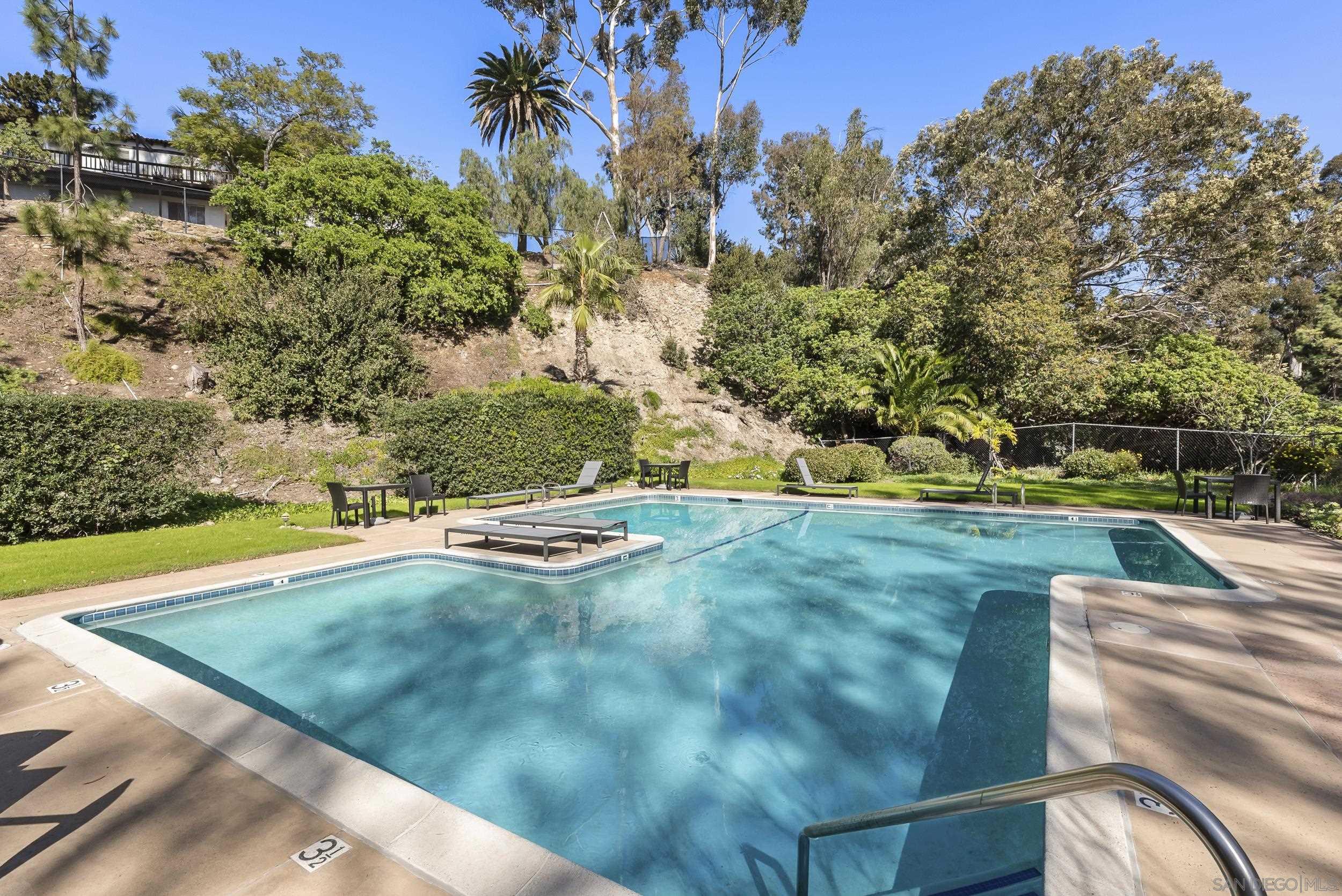 Detail Gallery Image 60 of 73 For 4460  Caminito Fuente, San Diego,  CA 92116 - 3 Beds | 2/1 Baths