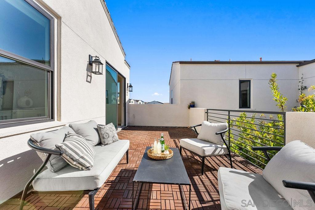 Detail Gallery Image 39 of 75 For 5330  Sweetwater Trl, San Diego,  CA 92130 - 6 Beds | 5/1 Baths