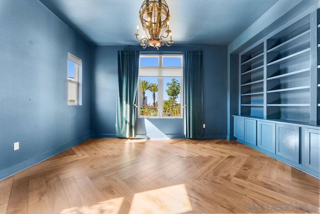 Detail Gallery Image 41 of 75 For 5330  Sweetwater Trl, San Diego,  CA 92130 - 6 Beds | 5/1 Baths