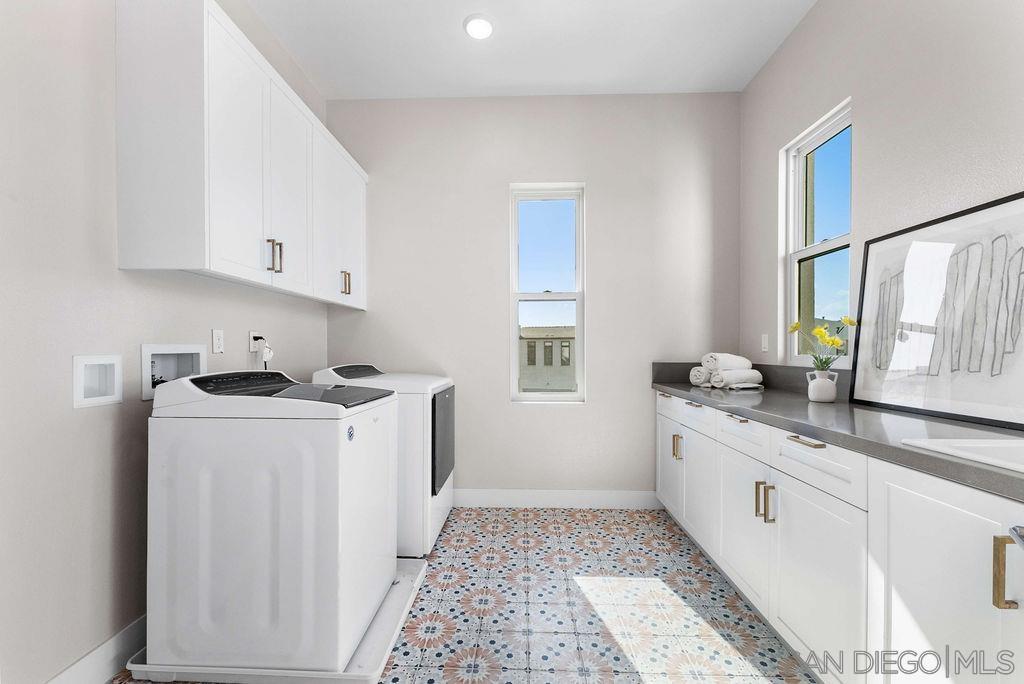 Detail Gallery Image 53 of 75 For 5330  Sweetwater Trl, San Diego,  CA 92130 - 6 Beds | 5/1 Baths