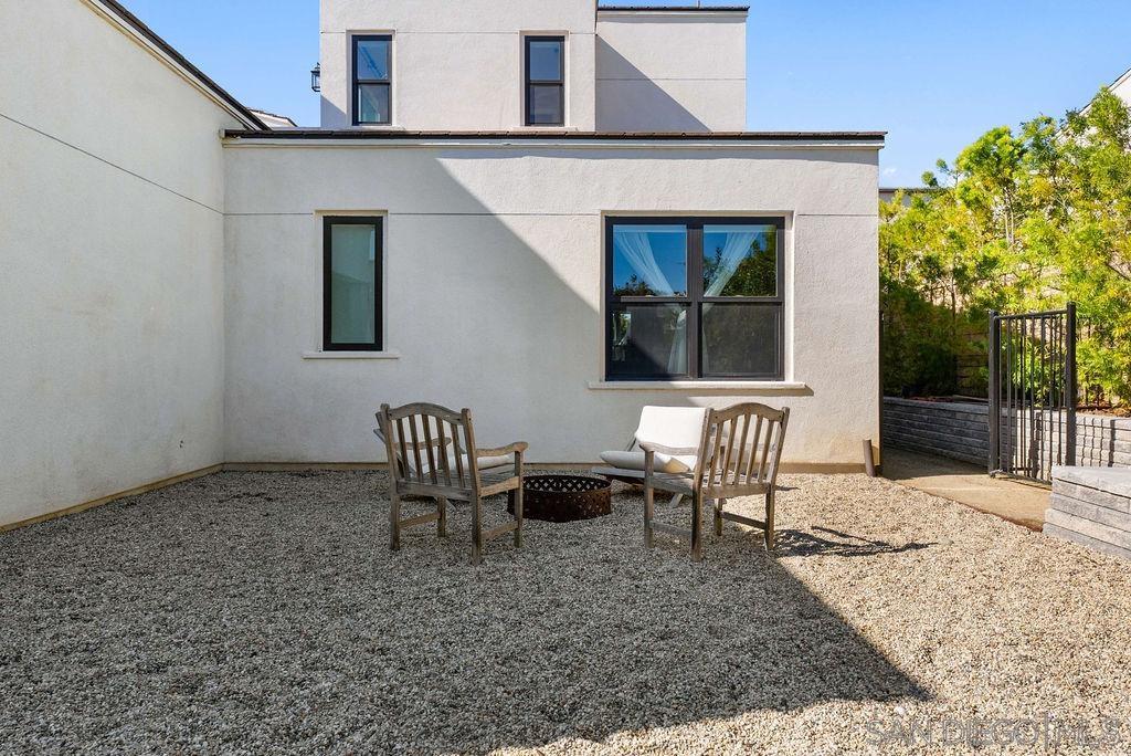 Detail Gallery Image 62 of 75 For 5330  Sweetwater Trl, San Diego,  CA 92130 - 6 Beds | 5/1 Baths