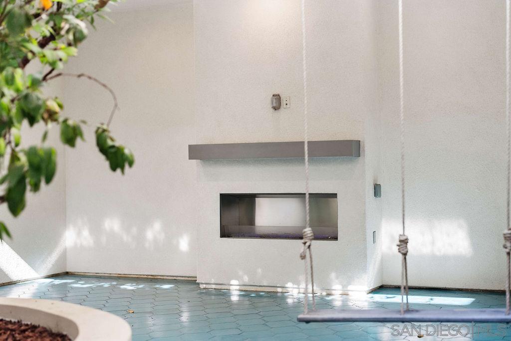 Detail Gallery Image 65 of 75 For 5330  Sweetwater Trl, San Diego,  CA 92130 - 6 Beds | 5/1 Baths