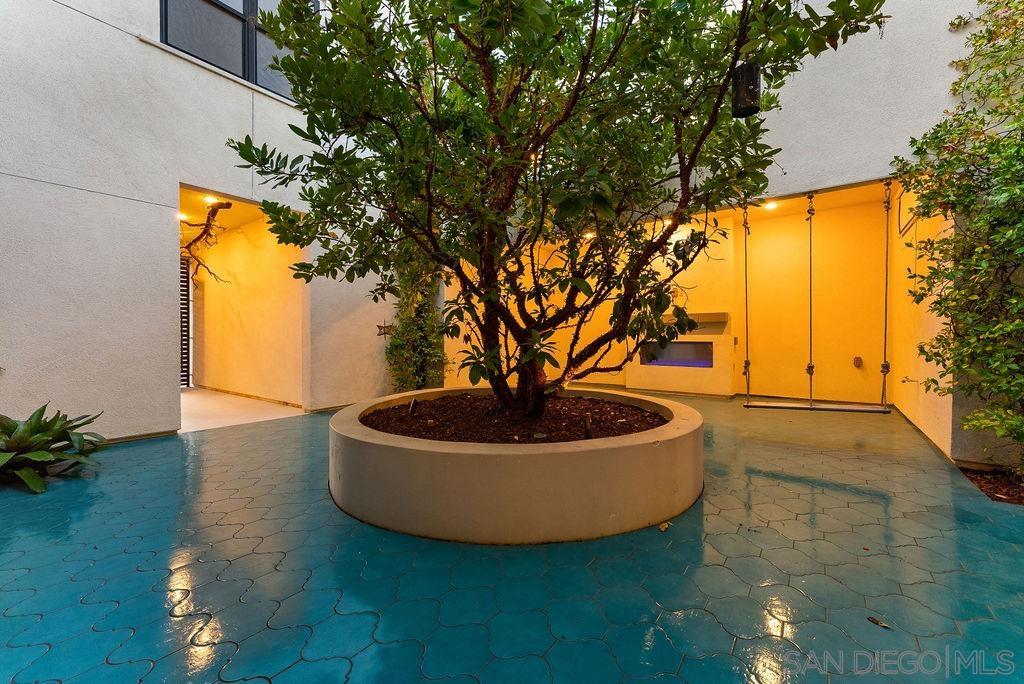 Detail Gallery Image 66 of 75 For 5330  Sweetwater Trl, San Diego,  CA 92130 - 6 Beds | 5/1 Baths