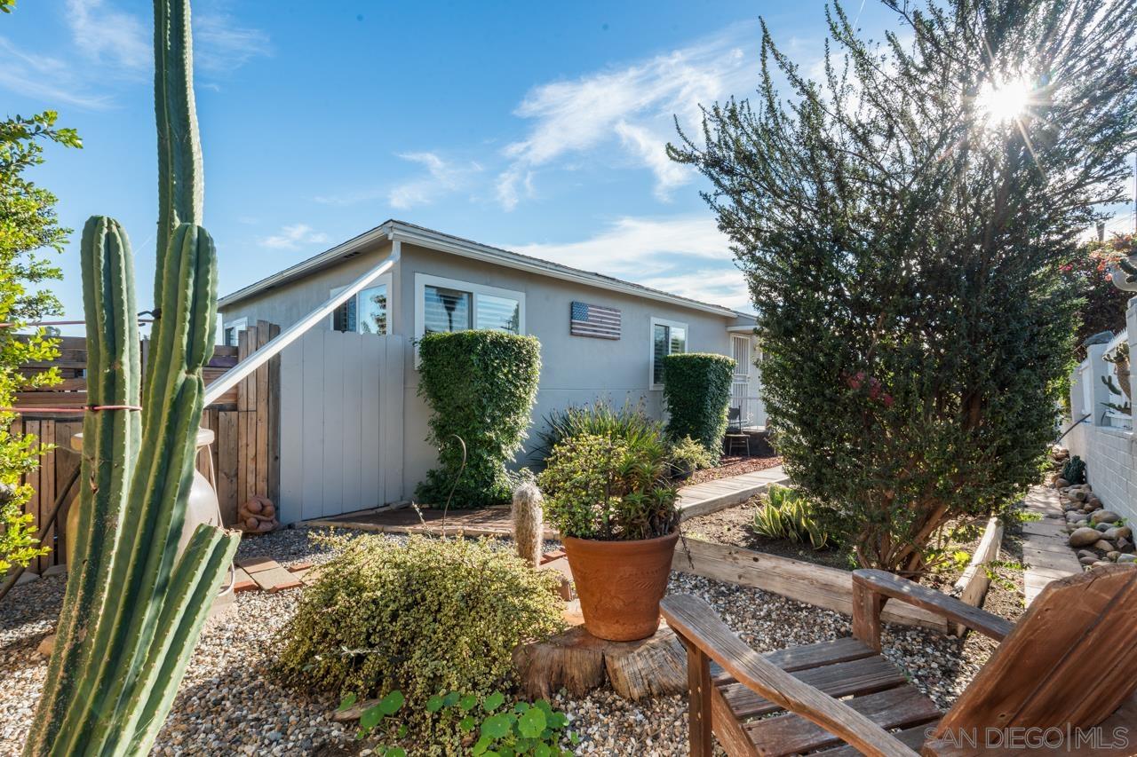 Detail Gallery Image 13 of 54 For 2017  El Prado Ave, Lemon Grove,  CA 91945 - 3 Beds | 2 Baths