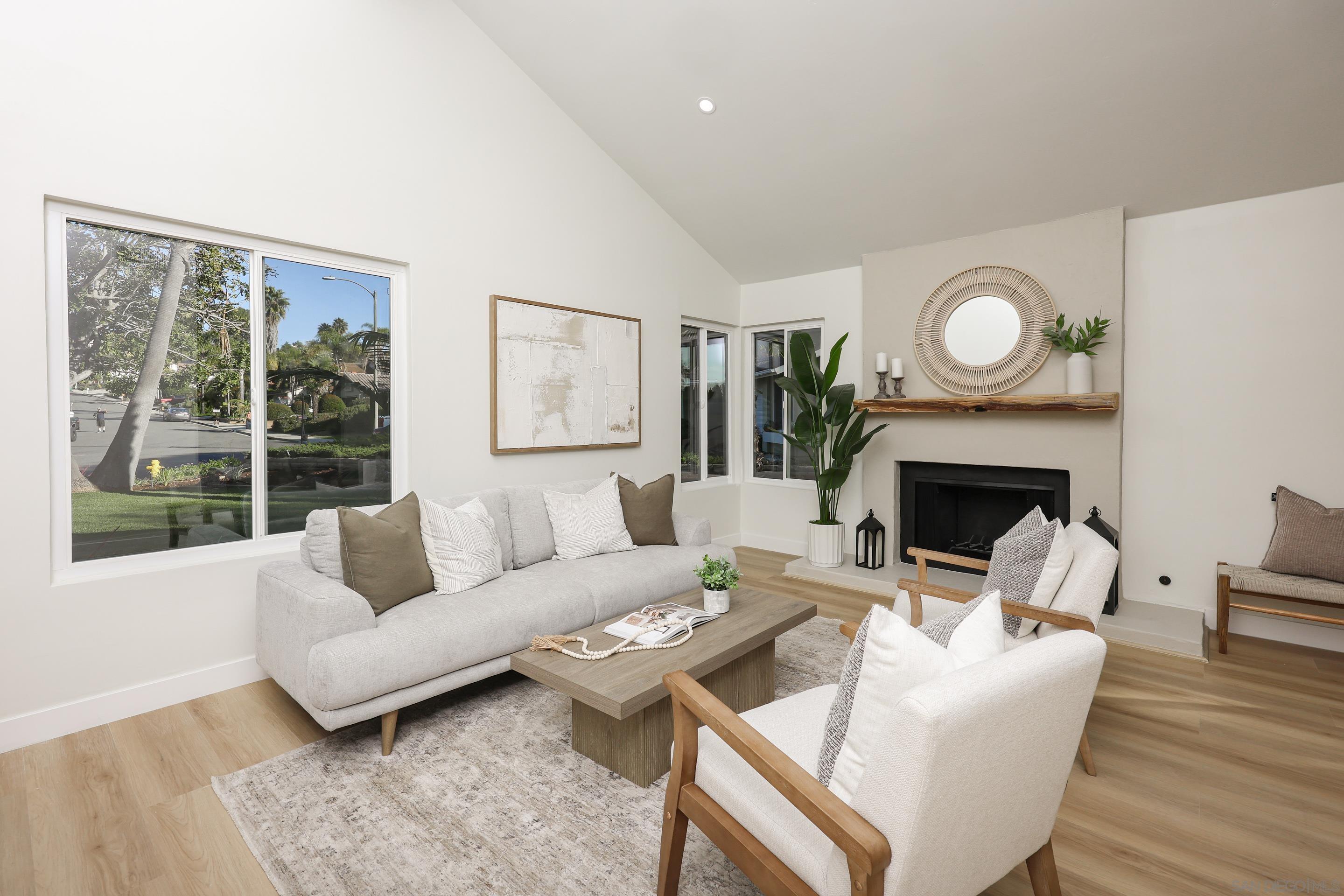 Detail Gallery Image 13 of 42 For 3619  Oxford St, Carlsbad,  CA 92010 - 3 Beds | 2 Baths